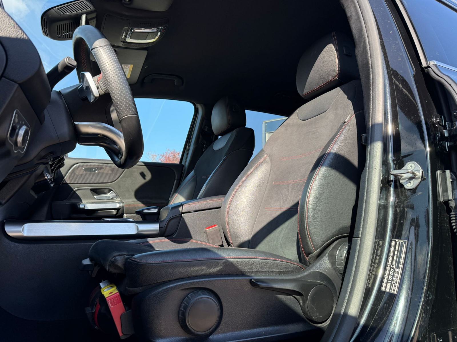 Mercedes-Benz GLB 200D 4MATIC AMG, 360 KAMERA, 102TKM, AUTOM, 7 SJED., fotografija 12