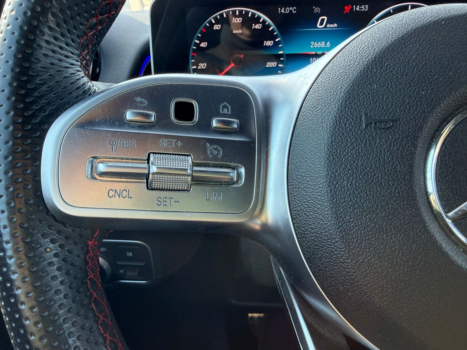 Mercedes-Benz GLB 200D 4MATIC AMG, 360 KAMERA, 102TKM, AUTOM, 7 SJED., fotografija 16