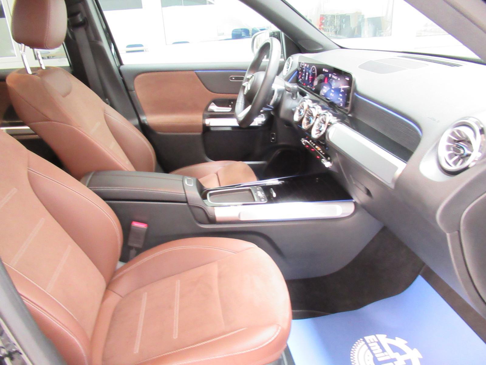 Mercedes-Benz GLB 200 d AMG Line, fotografija 10