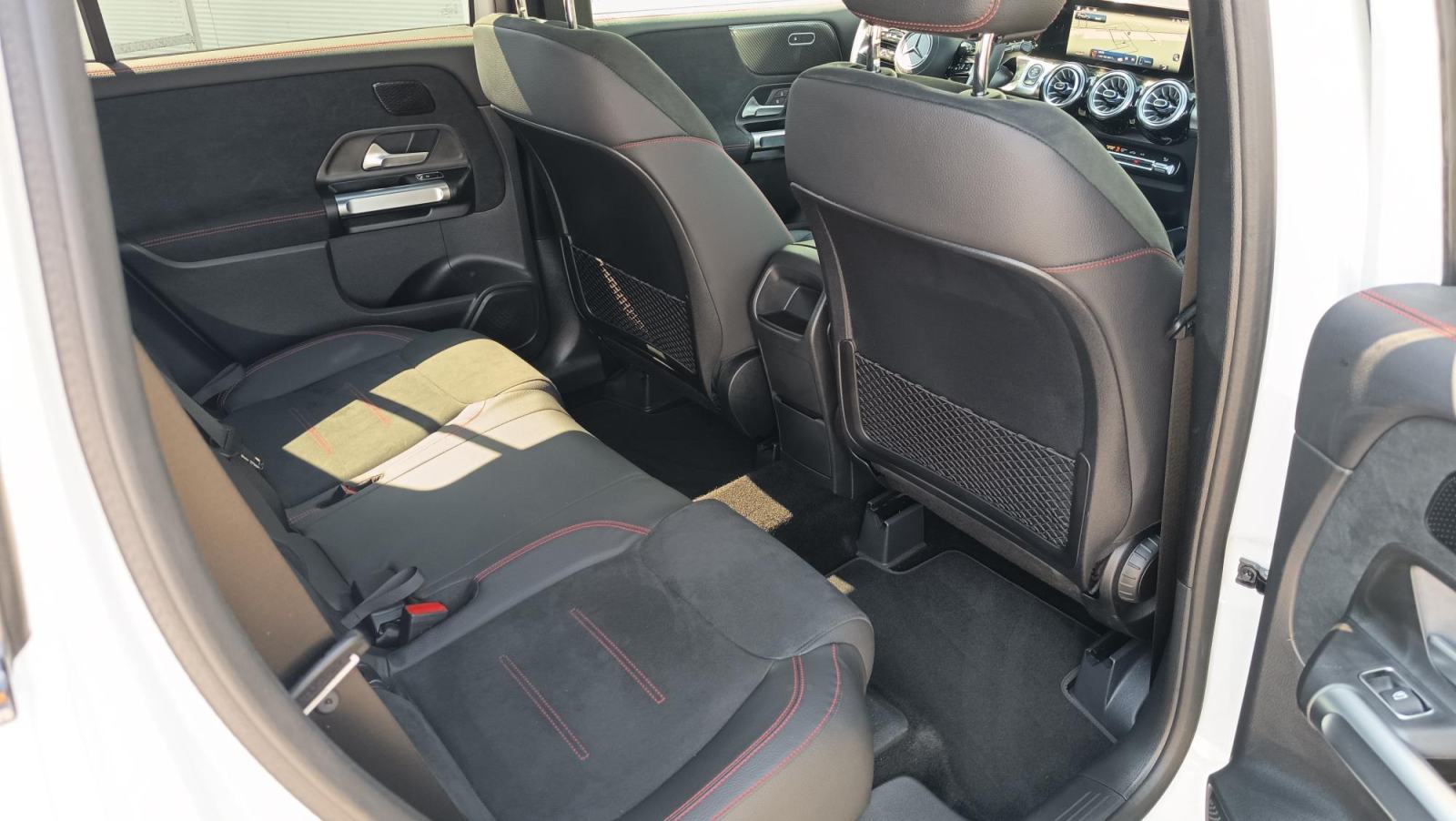 Mercedes-Benz GLB 200 D AMG Line, fotografija 15