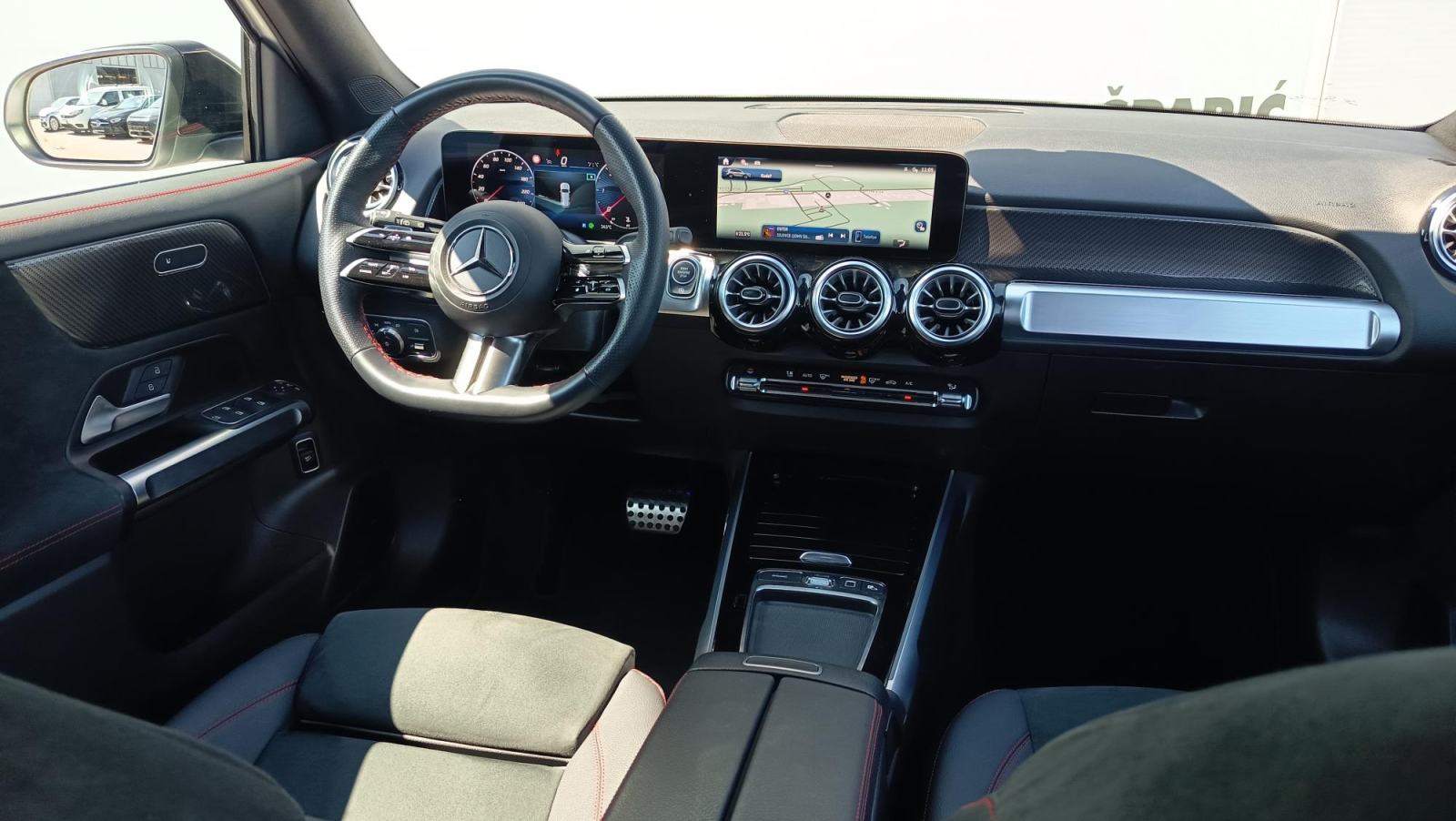 Mercedes-Benz GLB 200 D AMG Line, fotografija 7