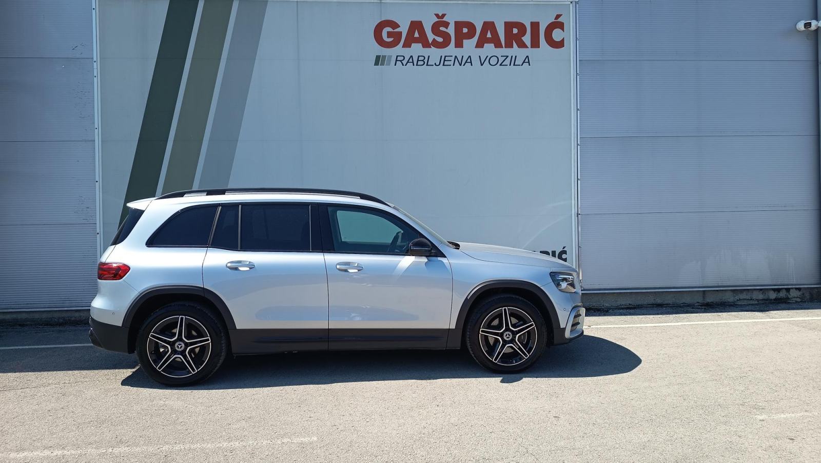 Mercedes-Benz GLB 200 D AMG Line, pogled izvana - slika 3