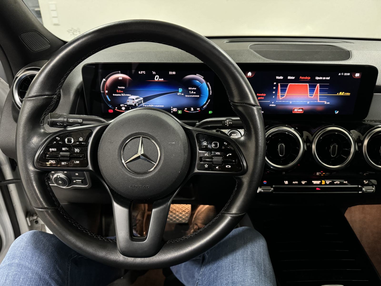 Mercedes-Benz GLB 200 D 2022. Godina, fotografija 10