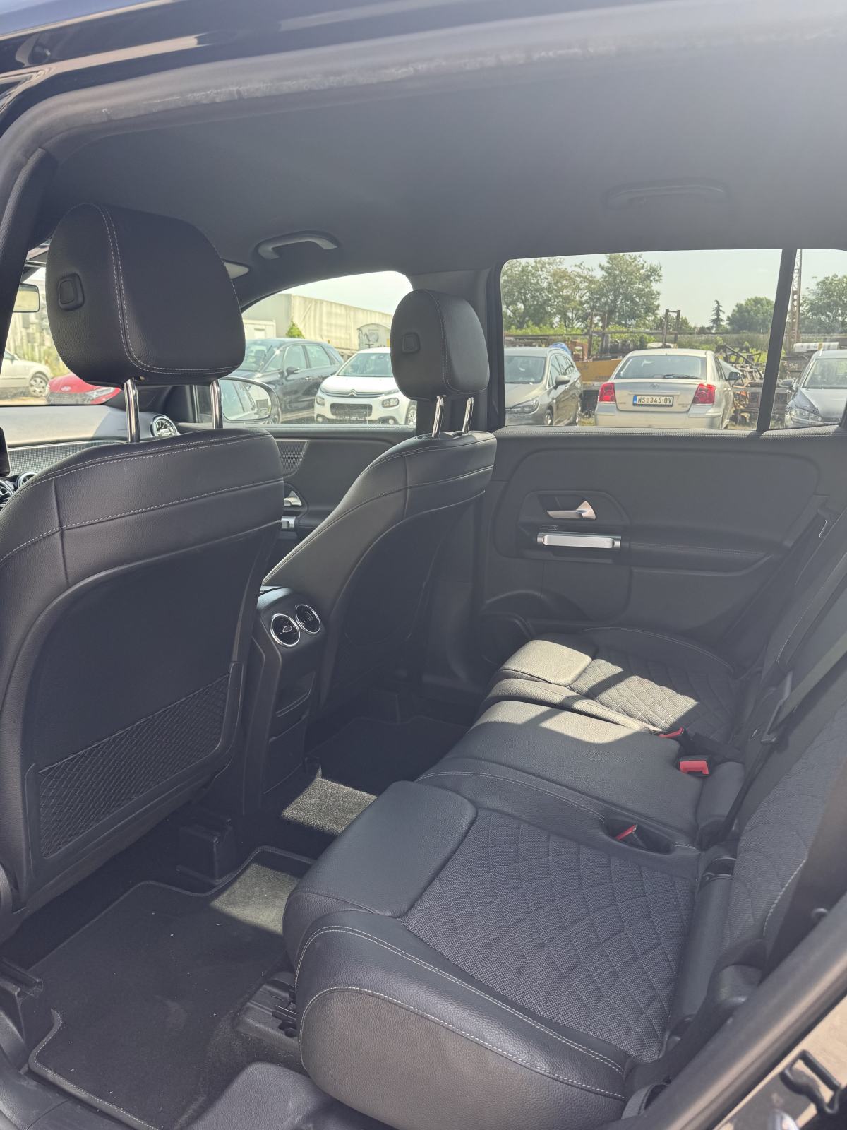 Mercedes-Benz GLB 200d automatik, fotografija 8