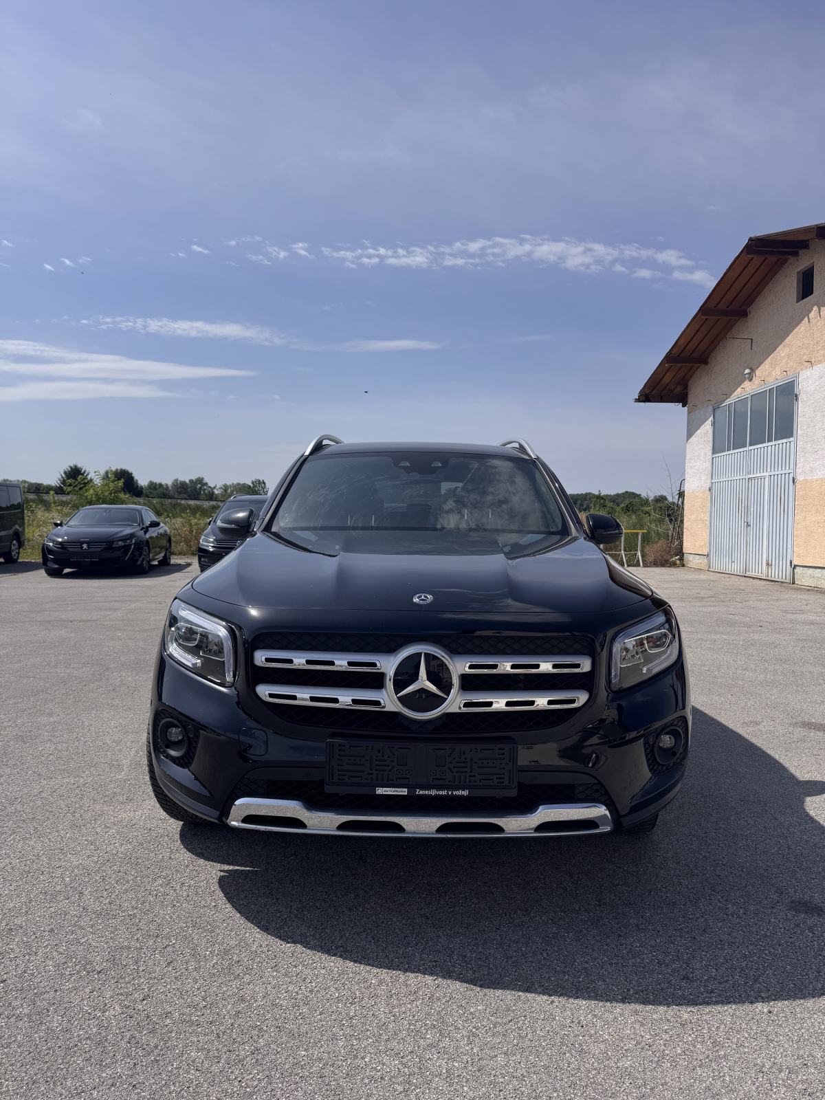Mercedes-Benz GLB 200d automatik, fotografija 2