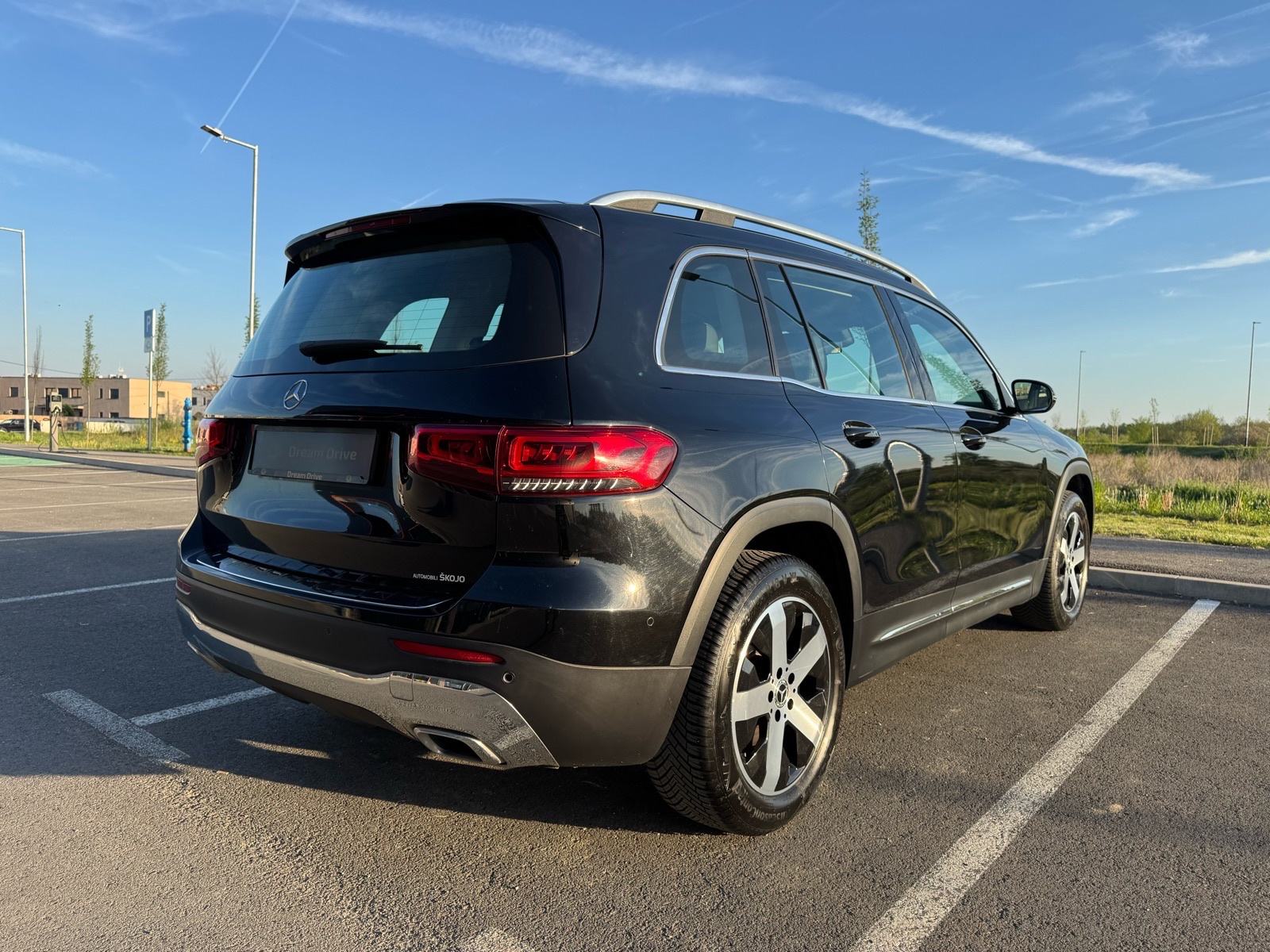 Mercedes-Benz GLB 200d, fotografija 3
