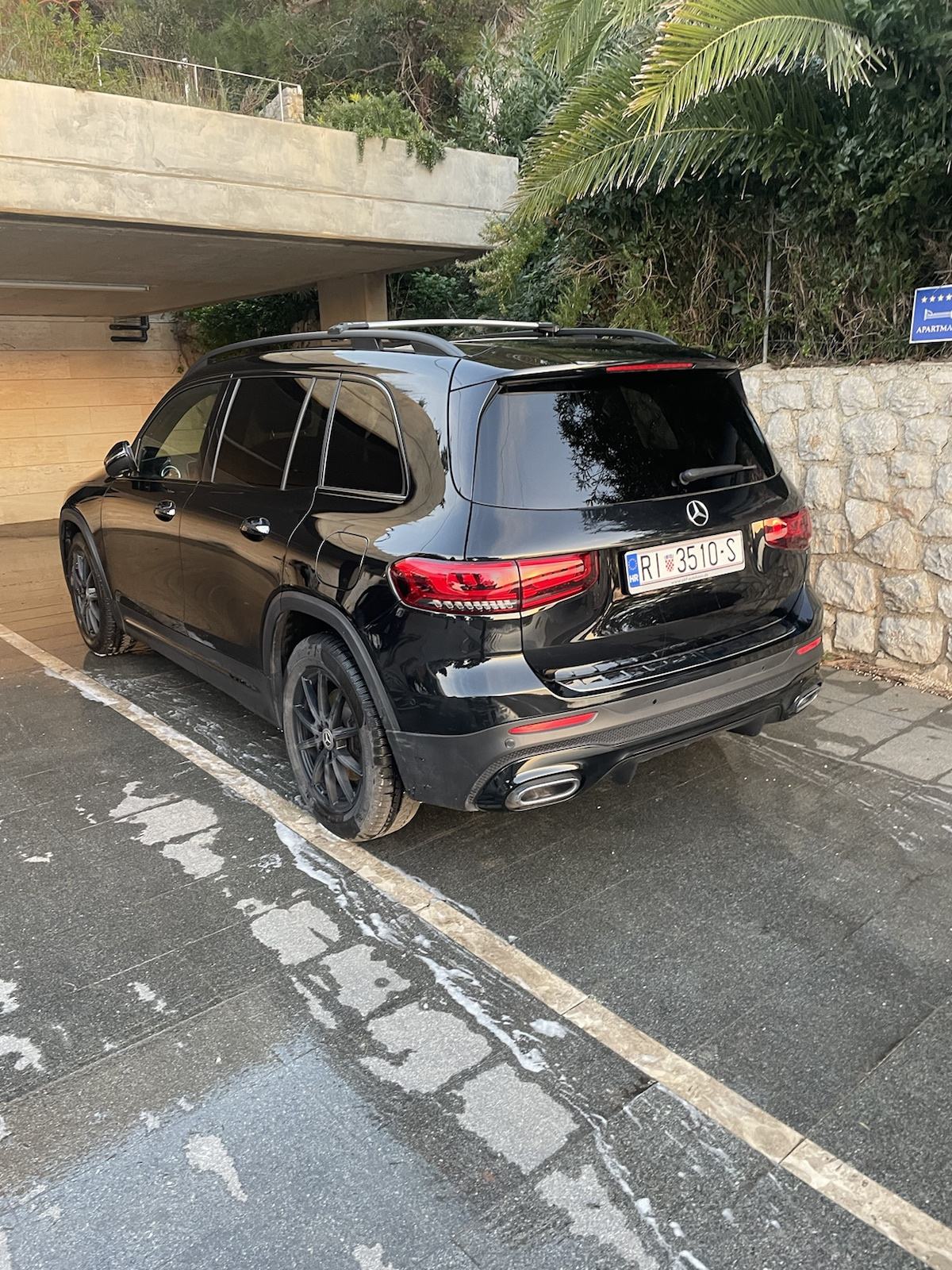 Mercedes-Benz GLB 220 d 4MATIC automatik, fotografija 3