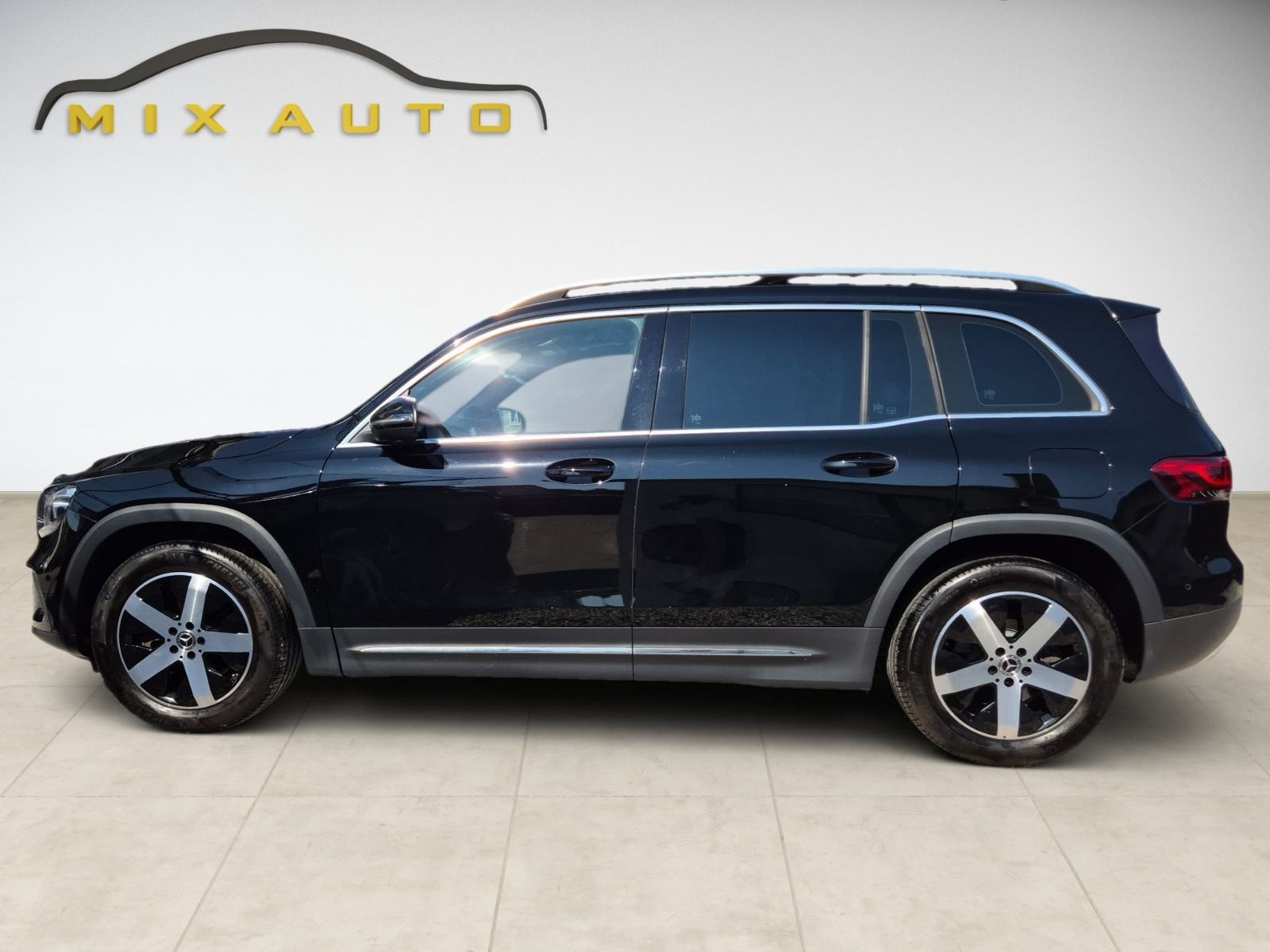 Mercedes-Benz GLB 220 D automatik 140 KW 2021 GODINA, fotografija 8