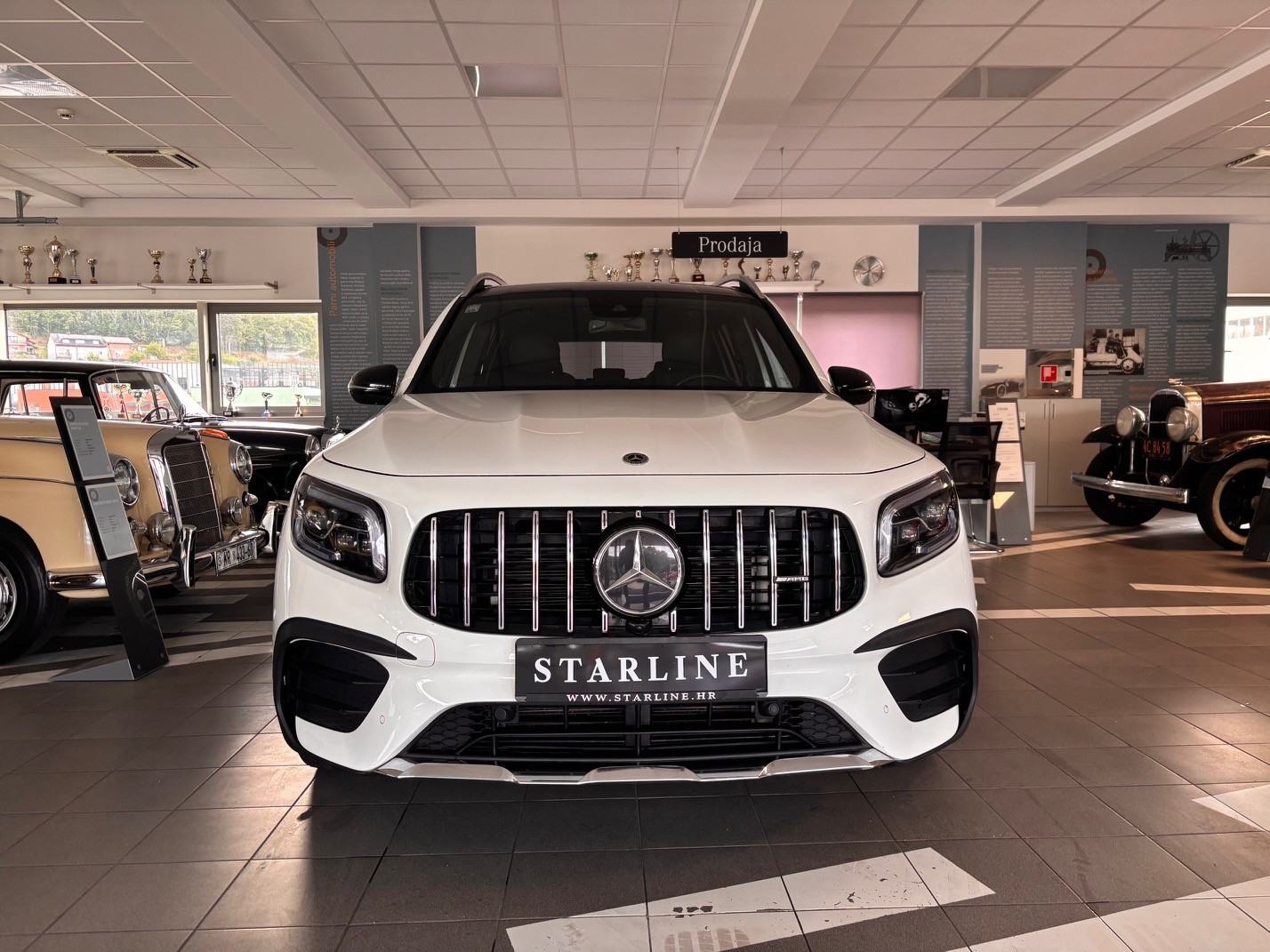 ***TOP PRILIKA*** GLB 220d AMG Line,Panorama,Widesreen,Ambient, Kuka, fotografija 4