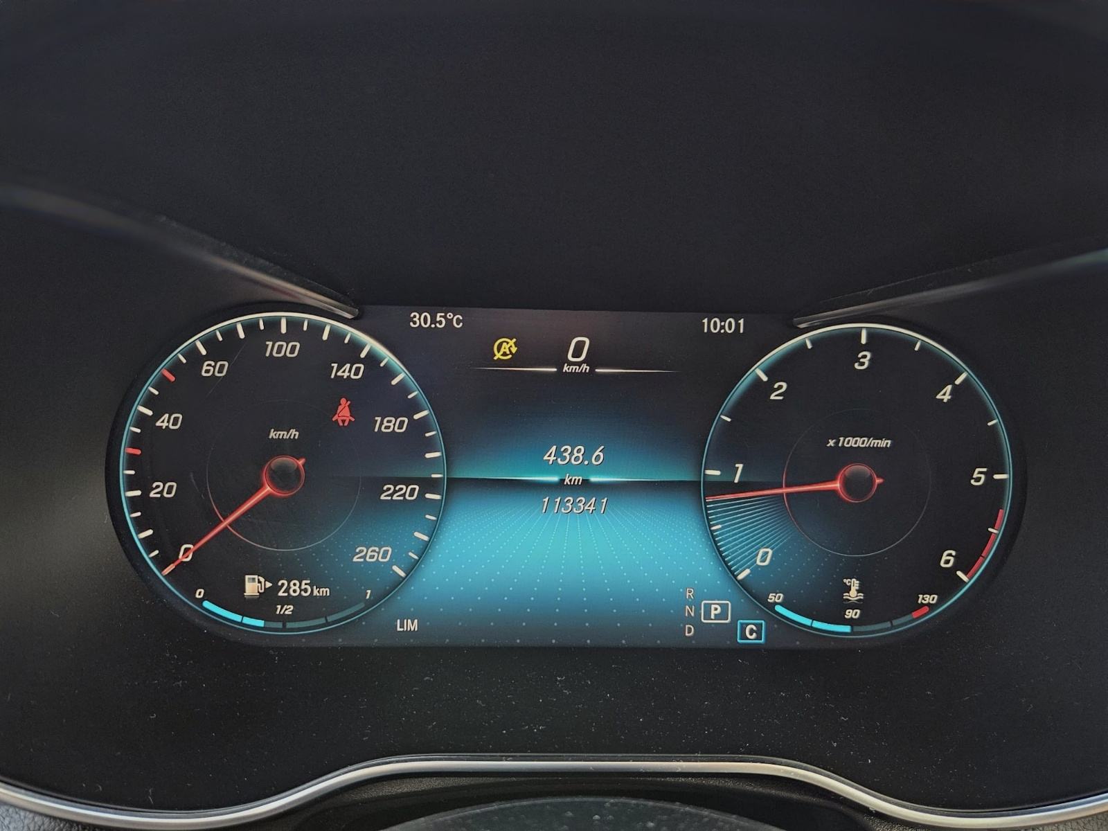 Mercedes-Benz GLC 200 4MATIC automatik, fotografija 14