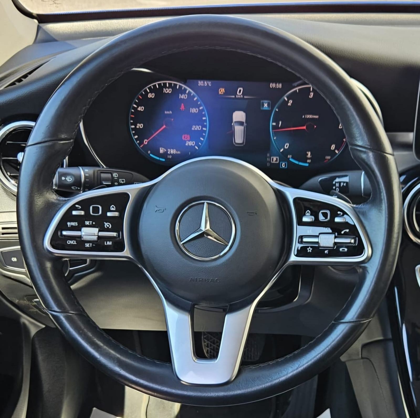 Mercedes-Benz GLC 200 4MATIC automatik, fotografija 13
