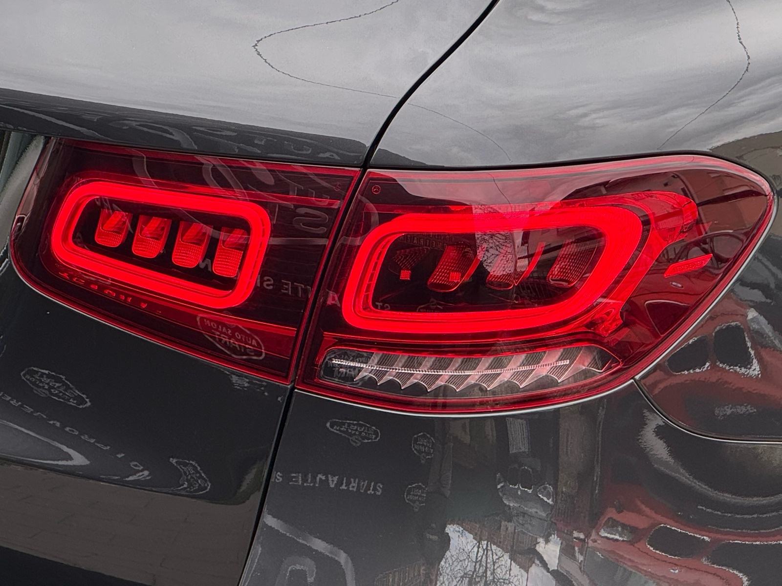 Mercedes-Benz GLC 200d / AUTOMATIK / 4x4 / PANORAMA / KAMERA / JAMSTVO, fotografija 8