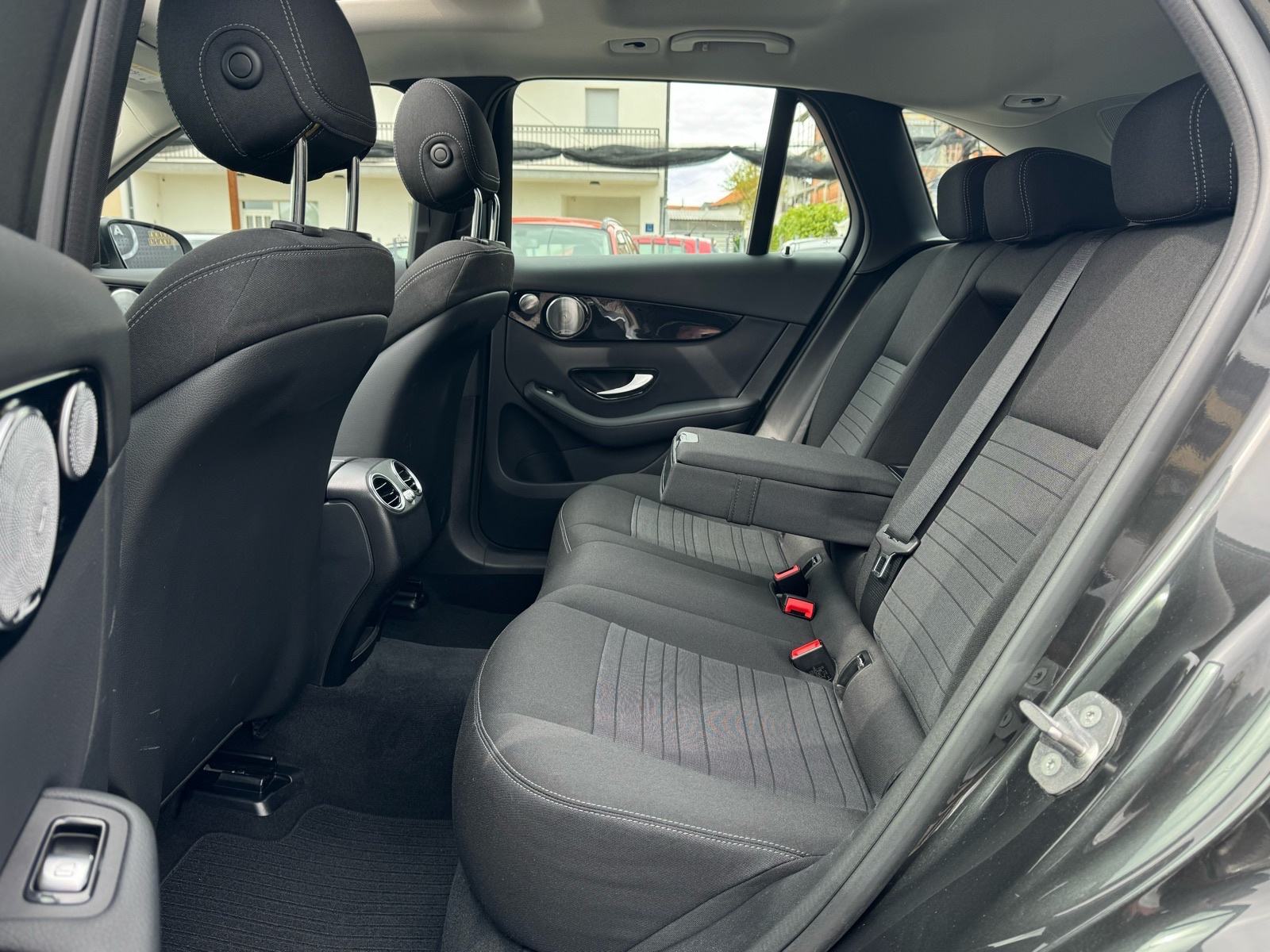 Mercedes-Benz GLC 200d / AUTOMATIK / 4x4 / PANORAMA / KAMERA / JAMSTVO, fotografija 13
