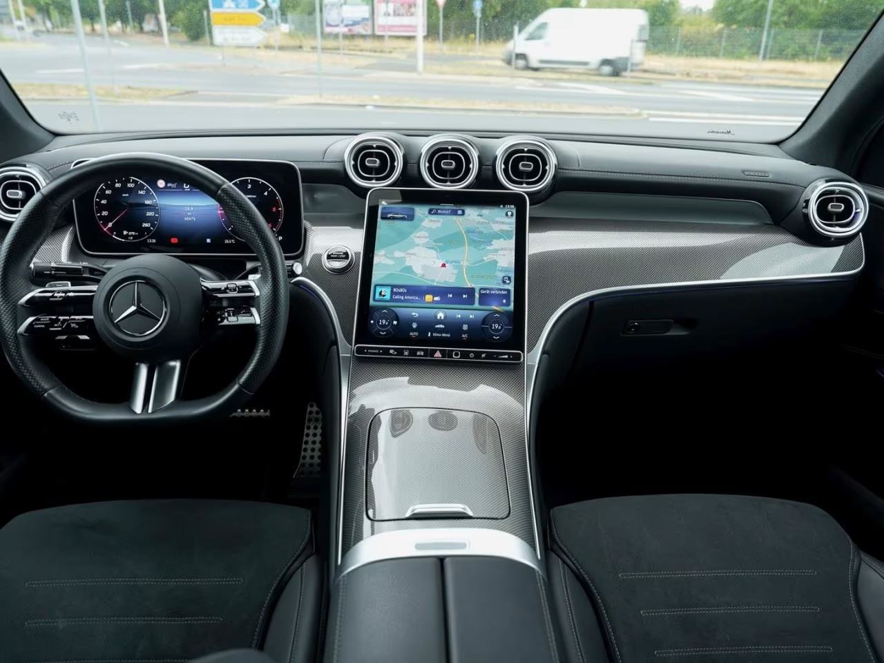Mercedes-Benz GLC 220 d 4M Coupé AMG Panorama, fotografija 10