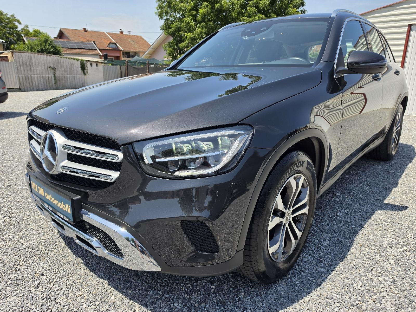 Mercedes-Benz GLC 220 d 4Matic 75TKM,SERV,NAVI.,LED,ALU,KAM,PDC,KOŽA, pogled izvana - slika 1