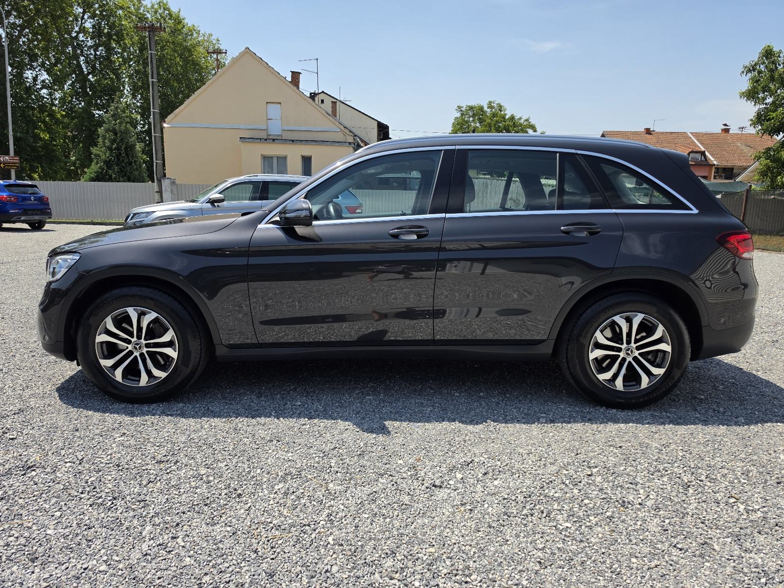 Mercedes-Benz GLC 220 d 4Matic 75TKM,SERV,NAVI.,LED,ALU,KAM,PDC,KOŽA, pogled izvana - slika 2