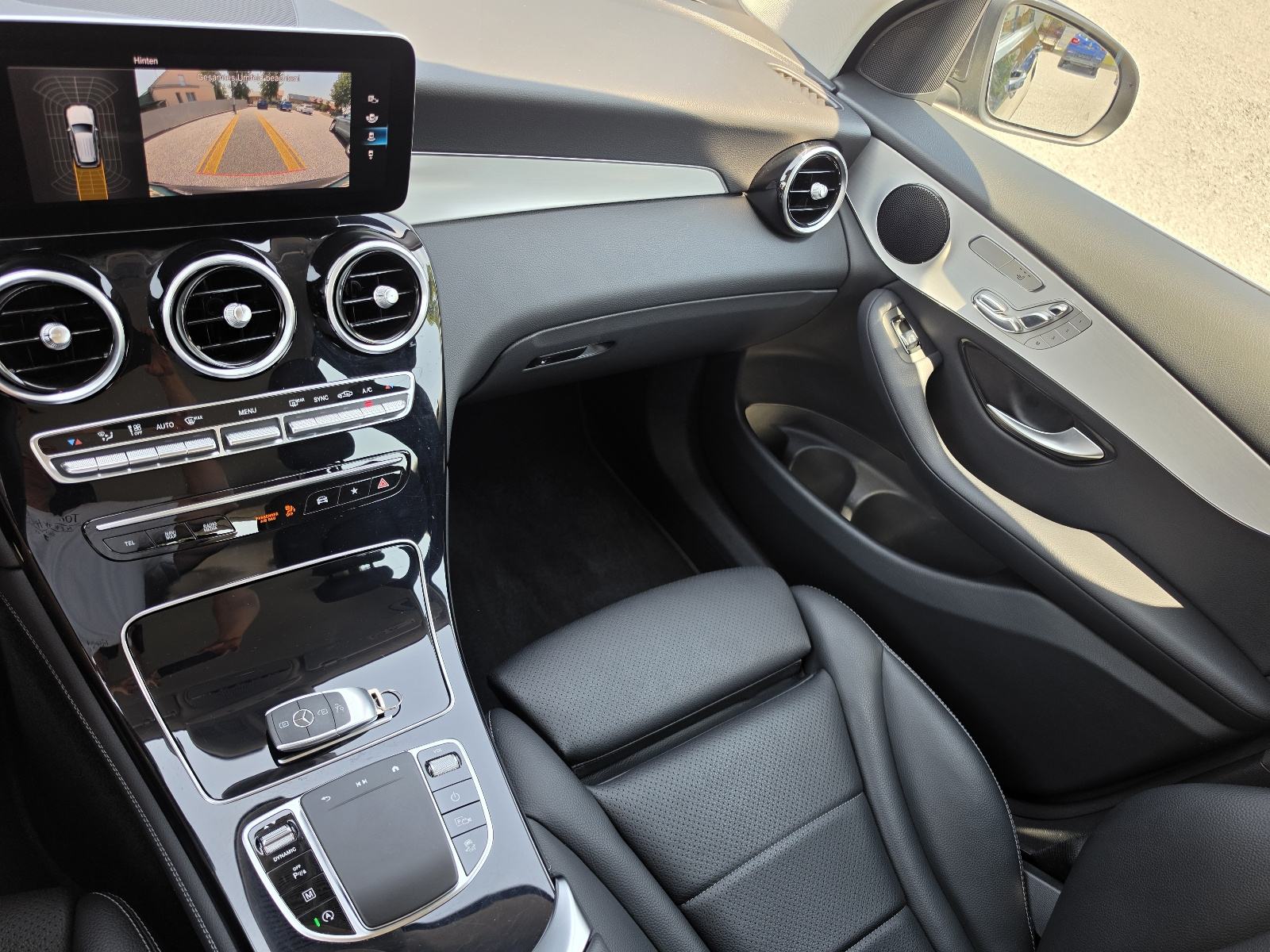 Mercedes-Benz GLC 220 d 4Matic 75TKM,SERV,NAVI.,LED,ALU,KAM,PDC,KOŽA, fotografija 11
