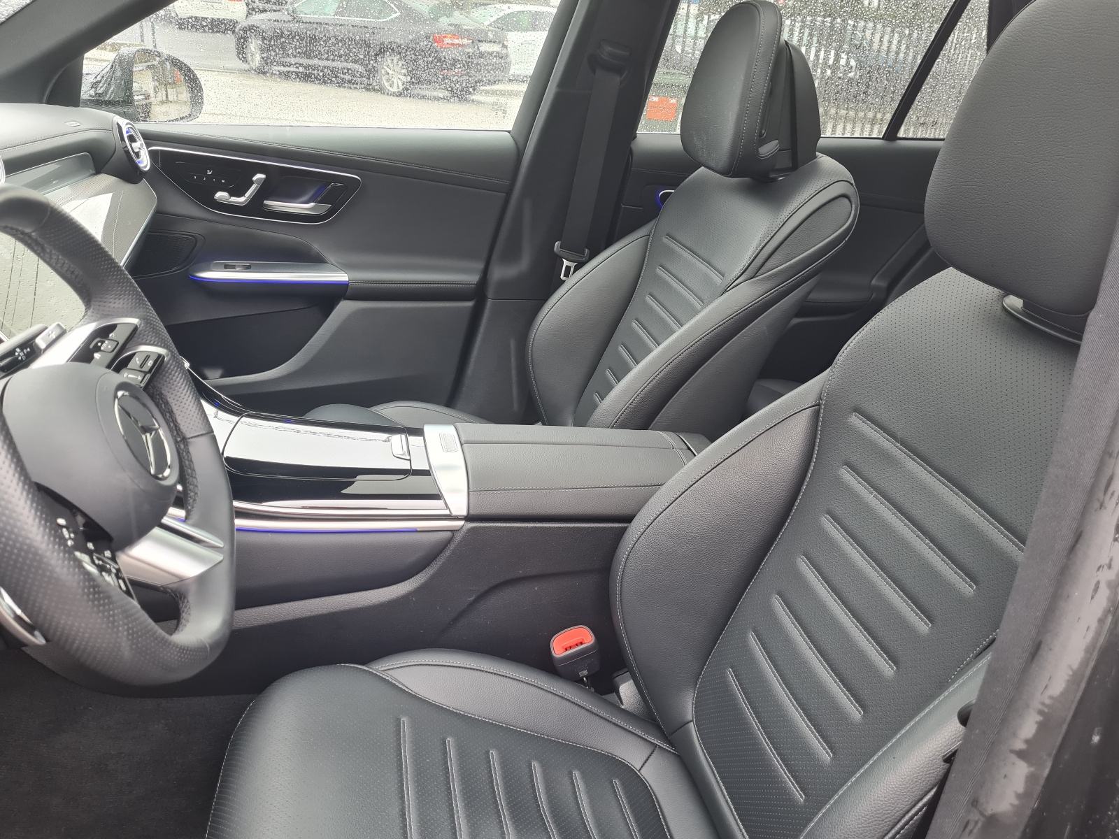 Mercedes-Benz GLC 220 d 4MATIC AMG --2024.g.--24.000km--, fotografija 9
