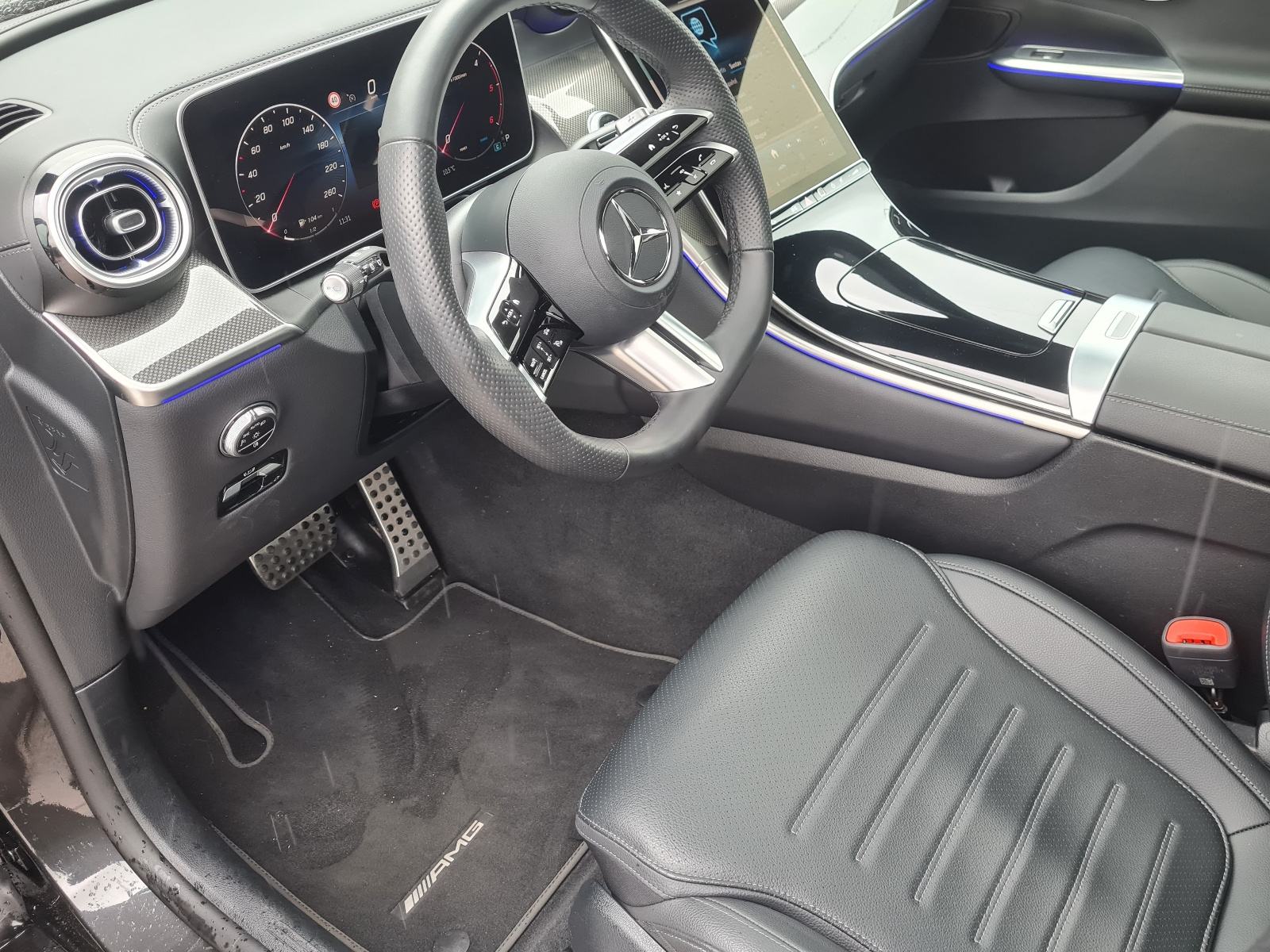 Mercedes-Benz GLC 220 d 4MATIC AMG --2024.g.--24.000km--, fotografija 8