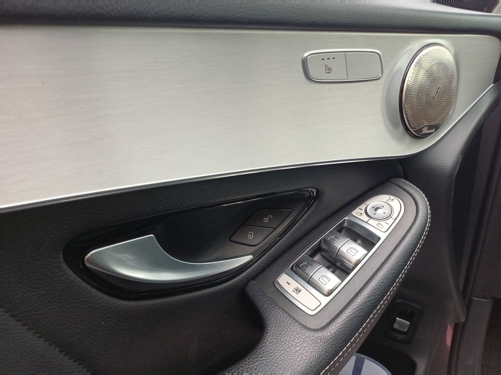 Mercedes-Benz GLC 220 d 4MATIC AMG *Koža,Panorama,Navi,Led,Alu"19*, fotografija 12