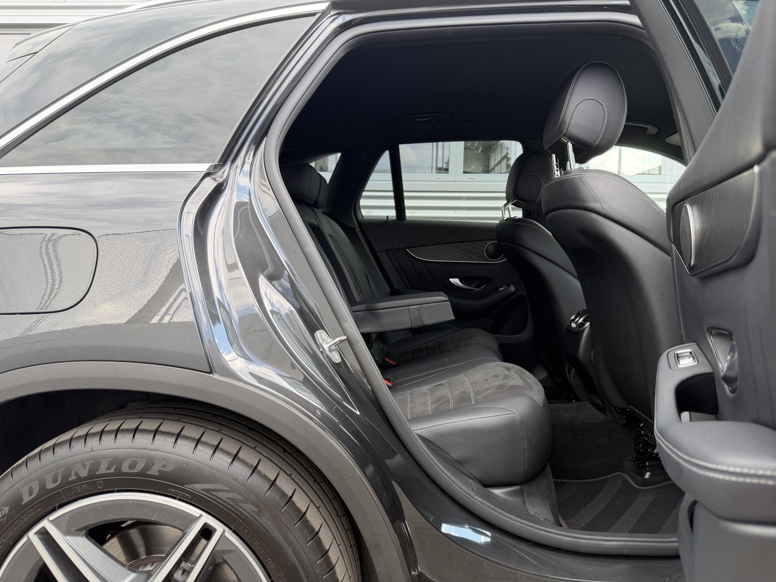 Mercedes-Benz GLC 220 D 4MATIC AMG line automatik, fotografija 18