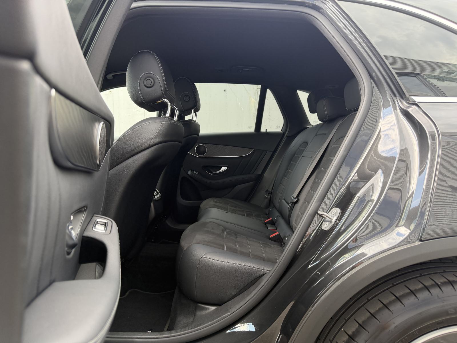 Mercedes-Benz GLC 220 D 4MATIC AMG line automatik, fotografija 17