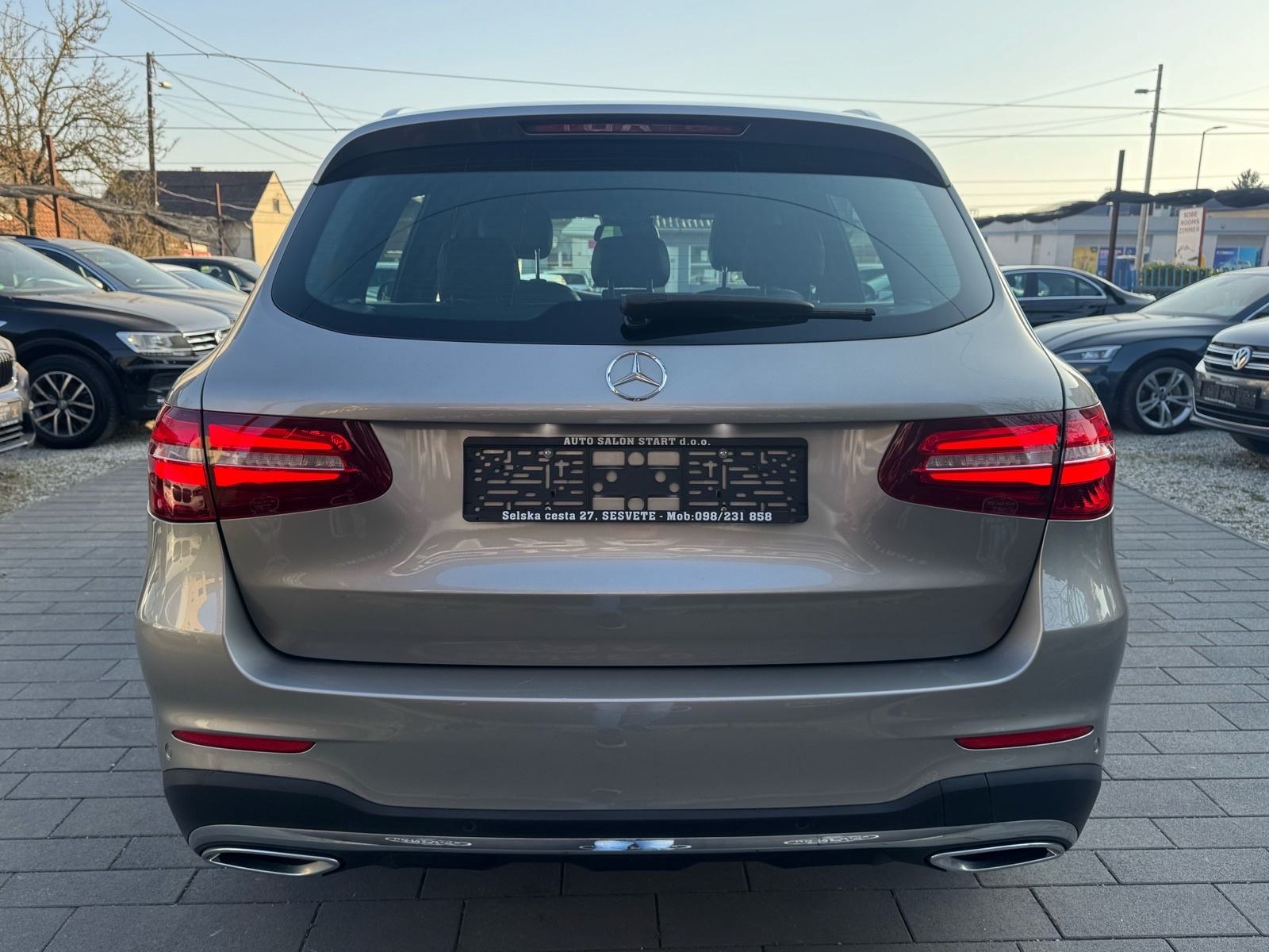 Mercedes-Benz GLC 220d AUTOMATIK / AMG / 4MATIC / LED / NAVI / JAMSTVO, fotografija 8