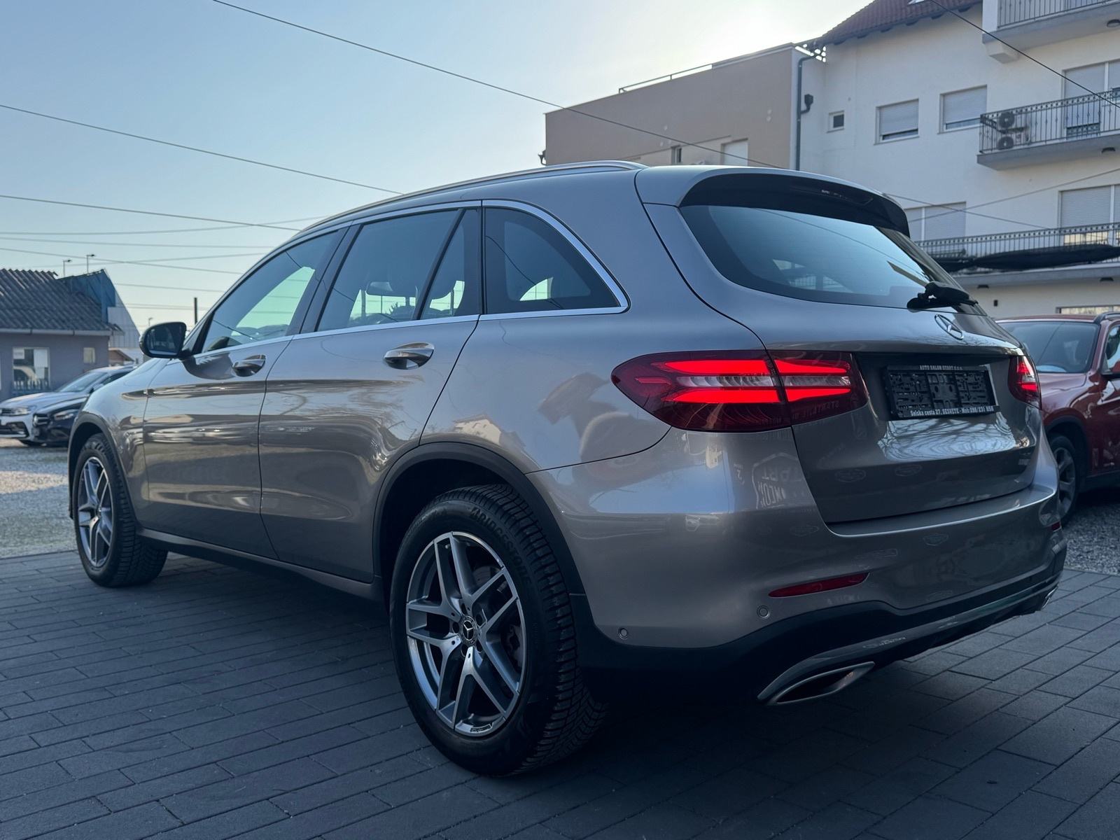 Mercedes-Benz GLC 220d AUTOMATIK / AMG / 4MATIC / LED / NAVI / JAMSTVO, fotografija 6