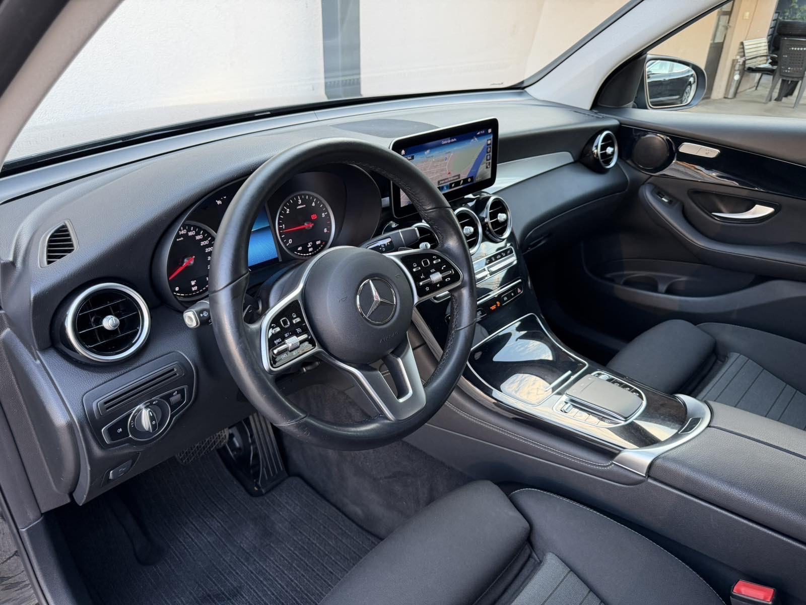 MERCEDES-BENZ GLC 220 d 4MATIC AVANTGARDE, fotografija 11