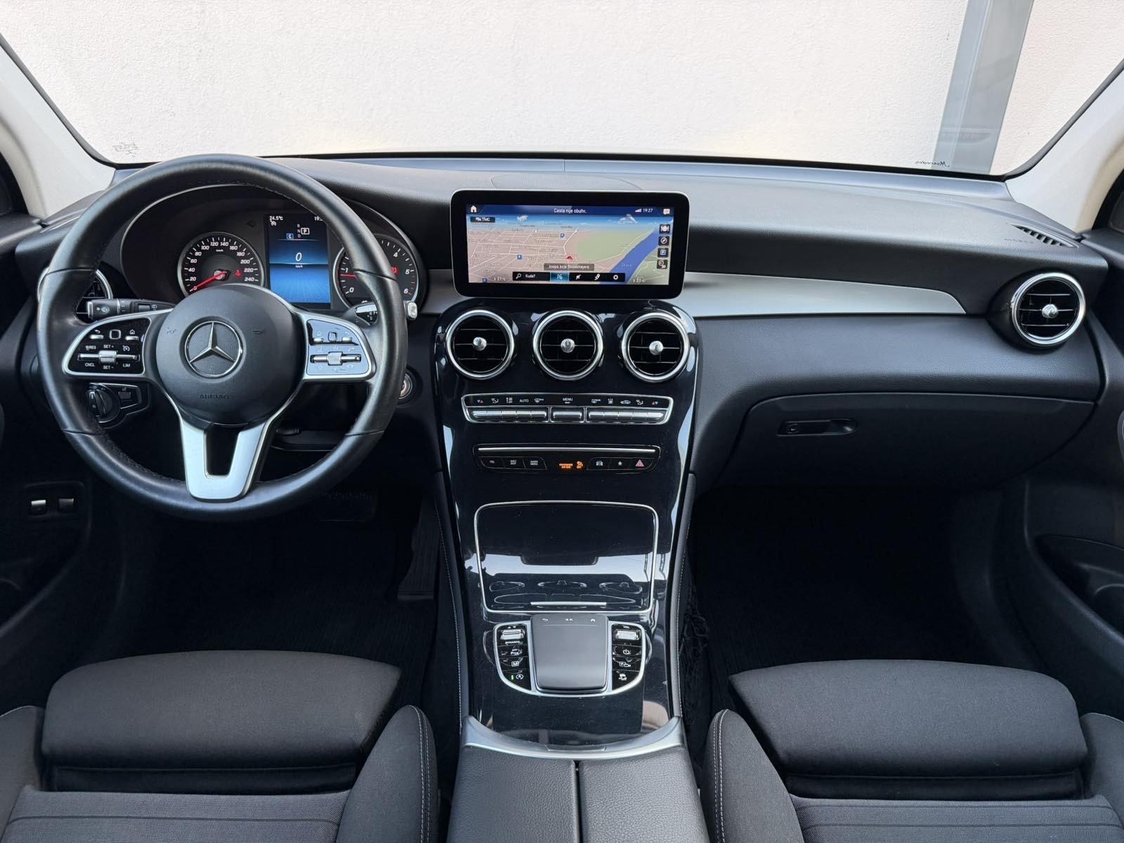 MERCEDES-BENZ GLC 220 d 4MATIC AVANTGARDE, fotografija 15