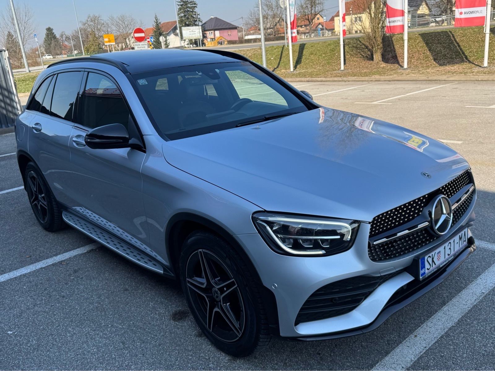 Mercedes-Benz GLC 220 d AMG 4MATIC FULL, pogled izvana - slika 2