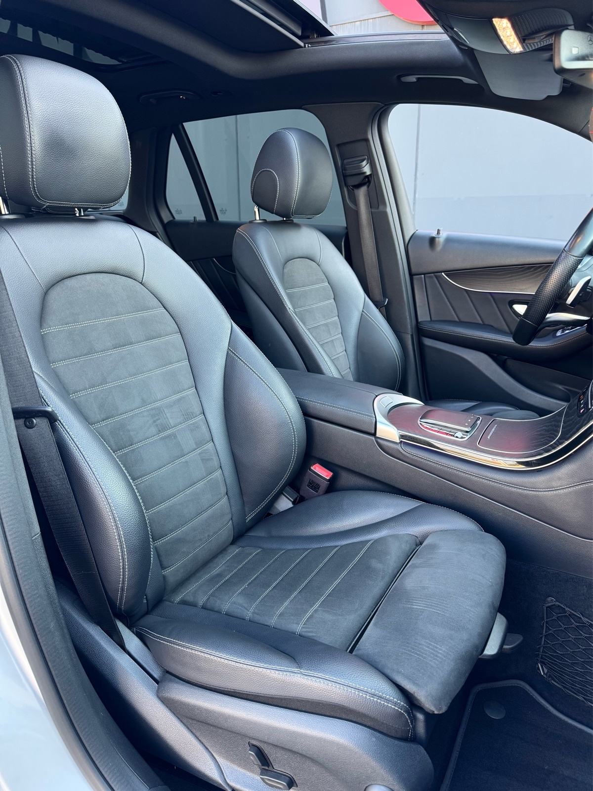 Mercedes-Benz GLC 220 d AMG 4MATIC FULL, fotografija 10