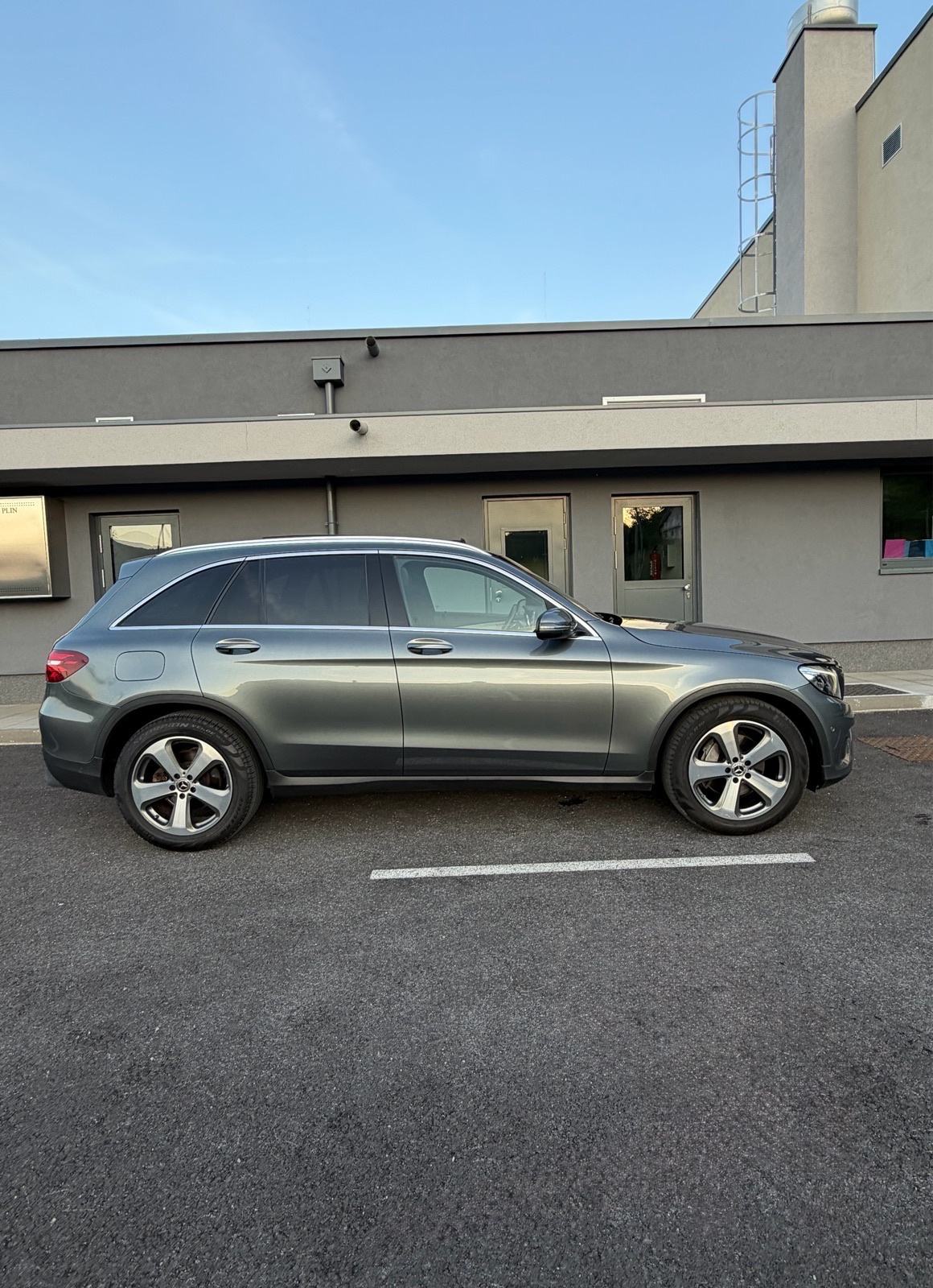 Mercedes-Benz GLC 220 d AMG automatik 2017g., fotografija 12