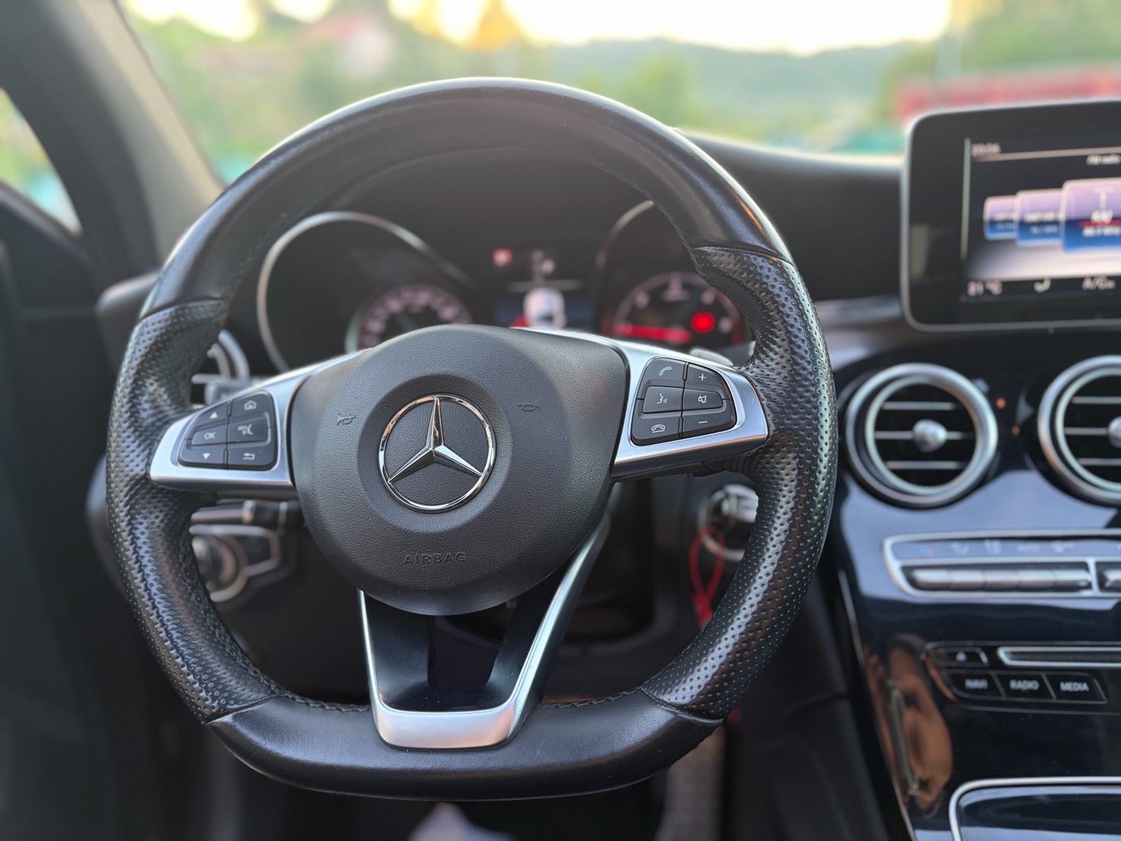 Mercedes-Benz GLC 220 d AMG automatik 2017g., fotografija 13