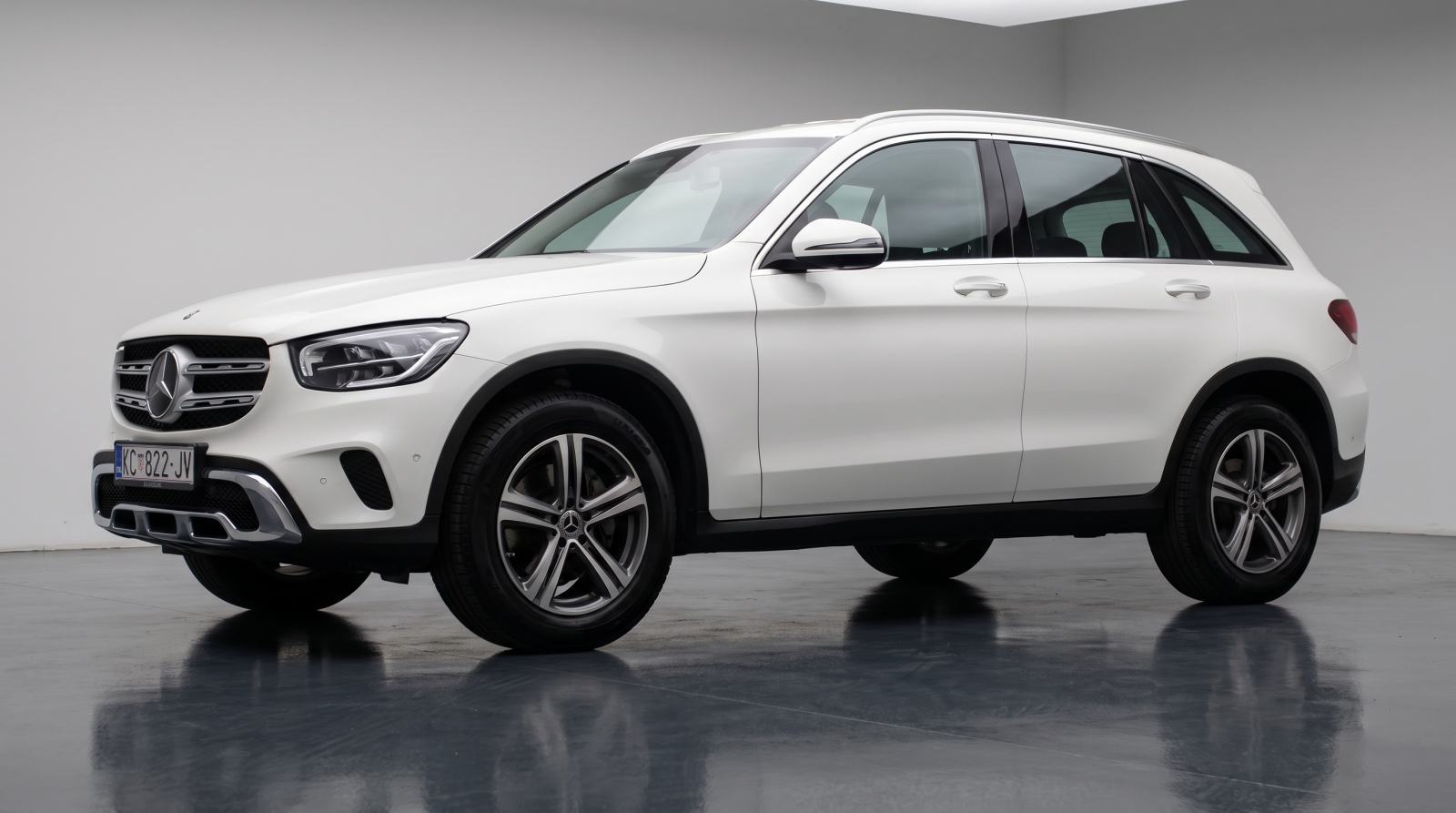 Mercedes-Benz GLC 220 d AMG LINE 4MATIC KAO NOV!!, fotografija 9
