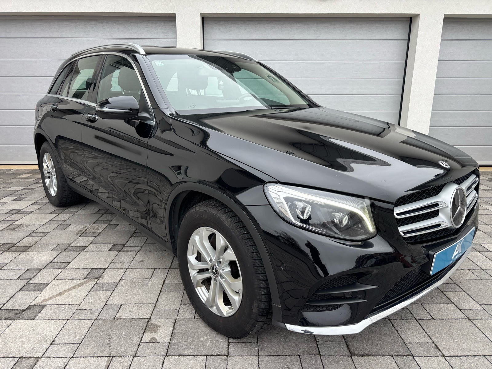 Mercedes-Benz GLC 220d 4M automatik • AMG • Burmester • Odlično stanje, fotografija 3