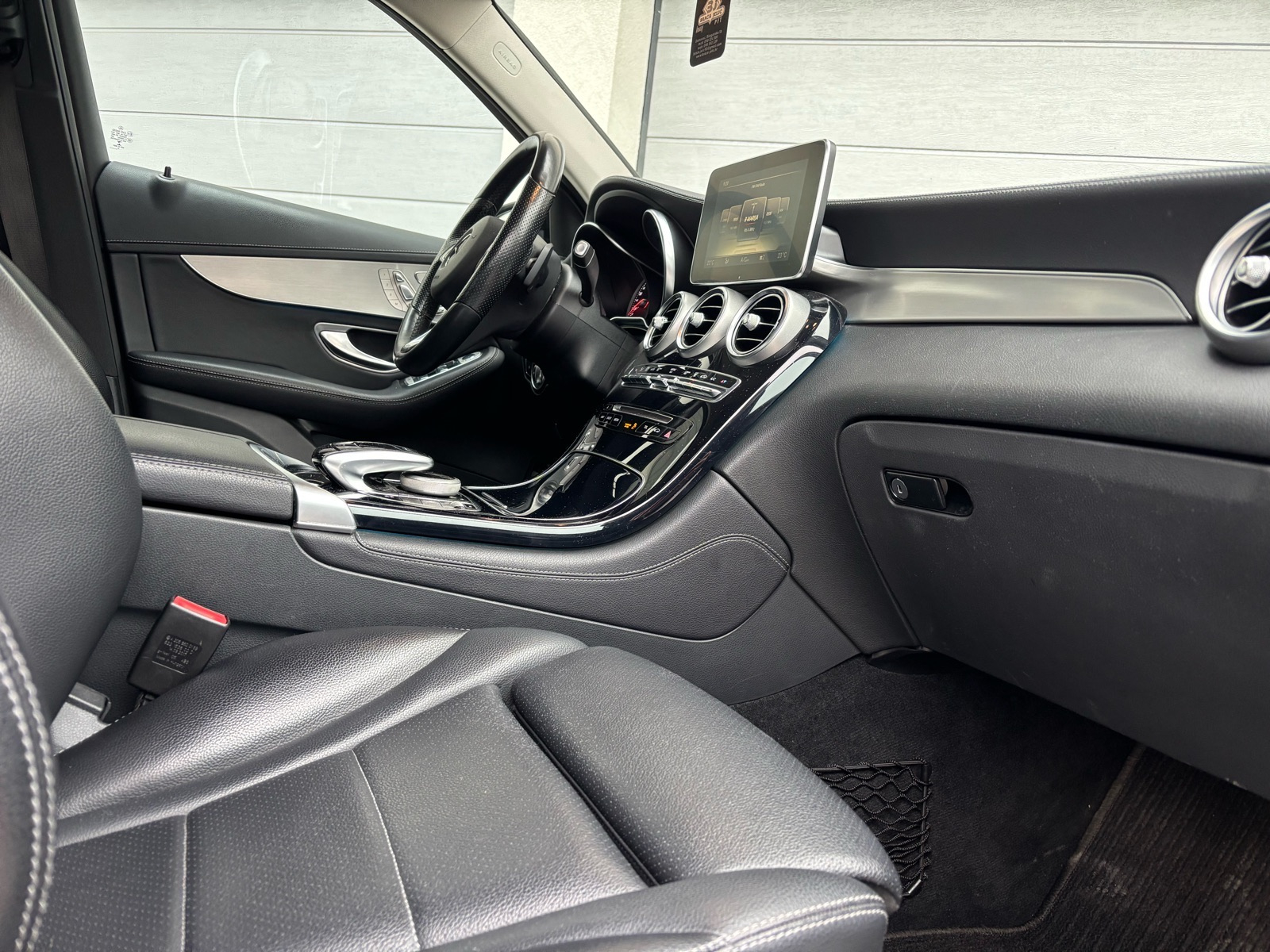 Mercedes-Benz GLC 220d 4M automatik • AMG • Burmester • Odlično stanje, fotografija 10