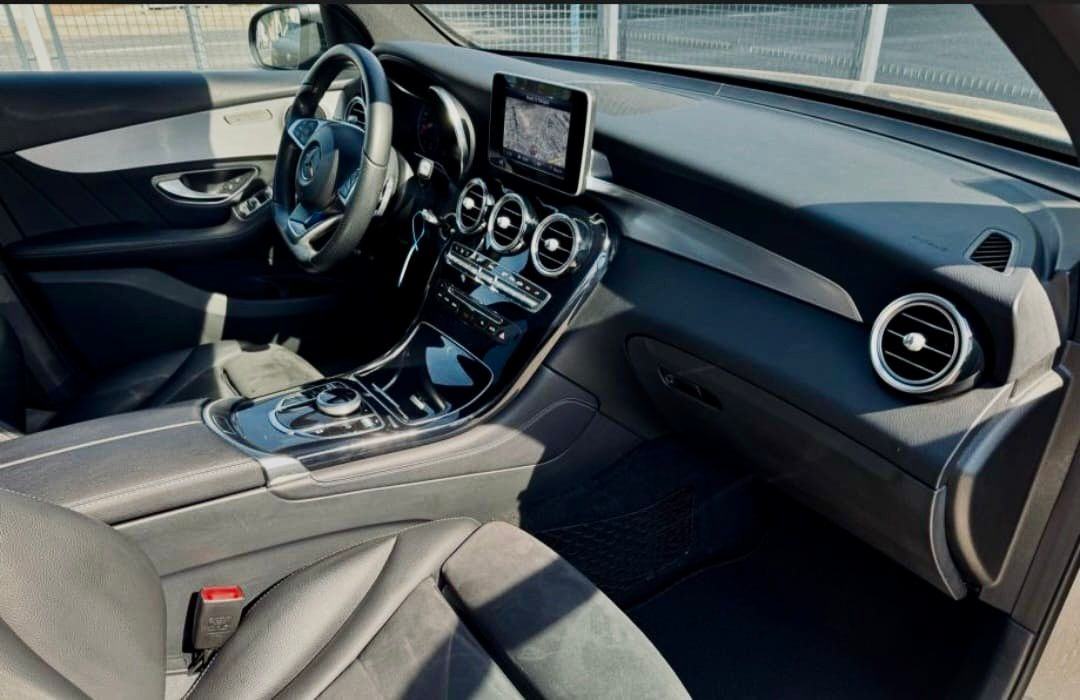 Mercedes-Benz GLC 220 d 4 MATIC *EXCLUSIVE* AMG *PANORAMA* 9G, fotografija 4