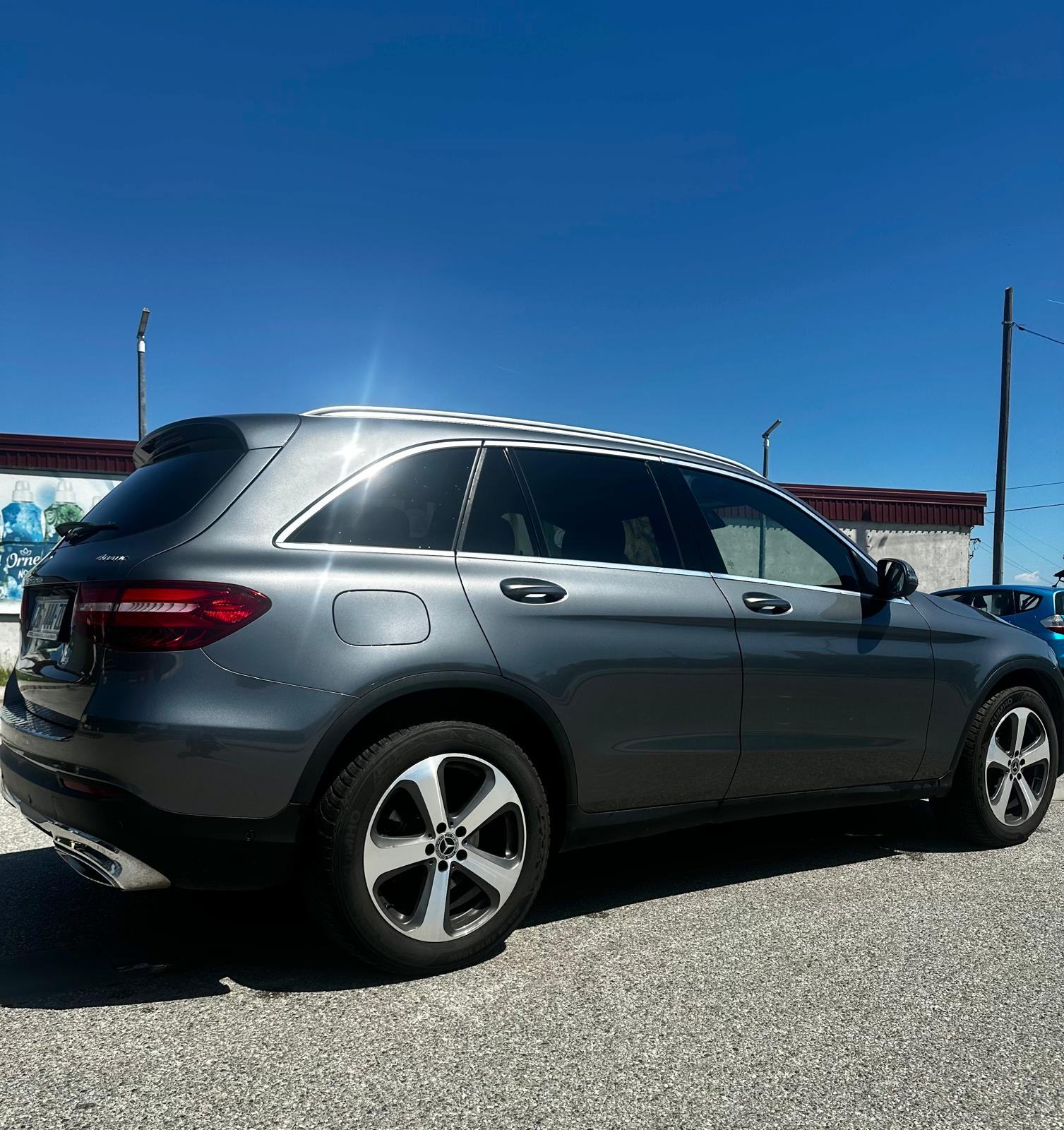 Mercedes-Benz GLC 220 d 4 MATIC *EXCLUSIVE* AMG *PANORAMA* 9G, fotografija 7