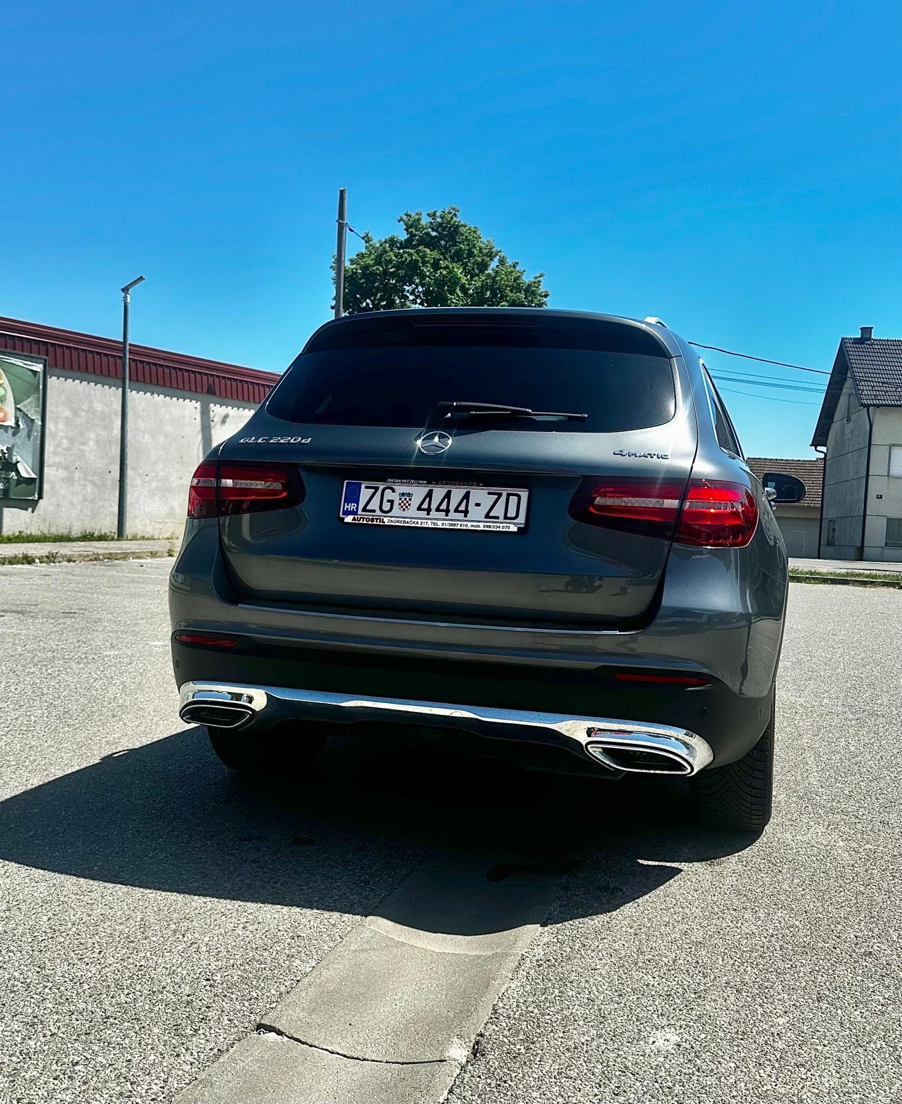 Mercedes-Benz GLC 220 d 4 MATIC *EXCLUSIVE* AMG *PANORAMA* 9G, fotografija 11