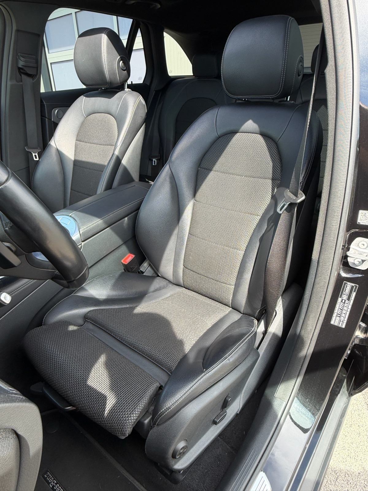 ♦️MERCEDES-BENZ GLC 220CDI♦️JAMSTVO♦️MATRIX-~LED~PANORAMA~NAVI~R19♦️, fotografija 15