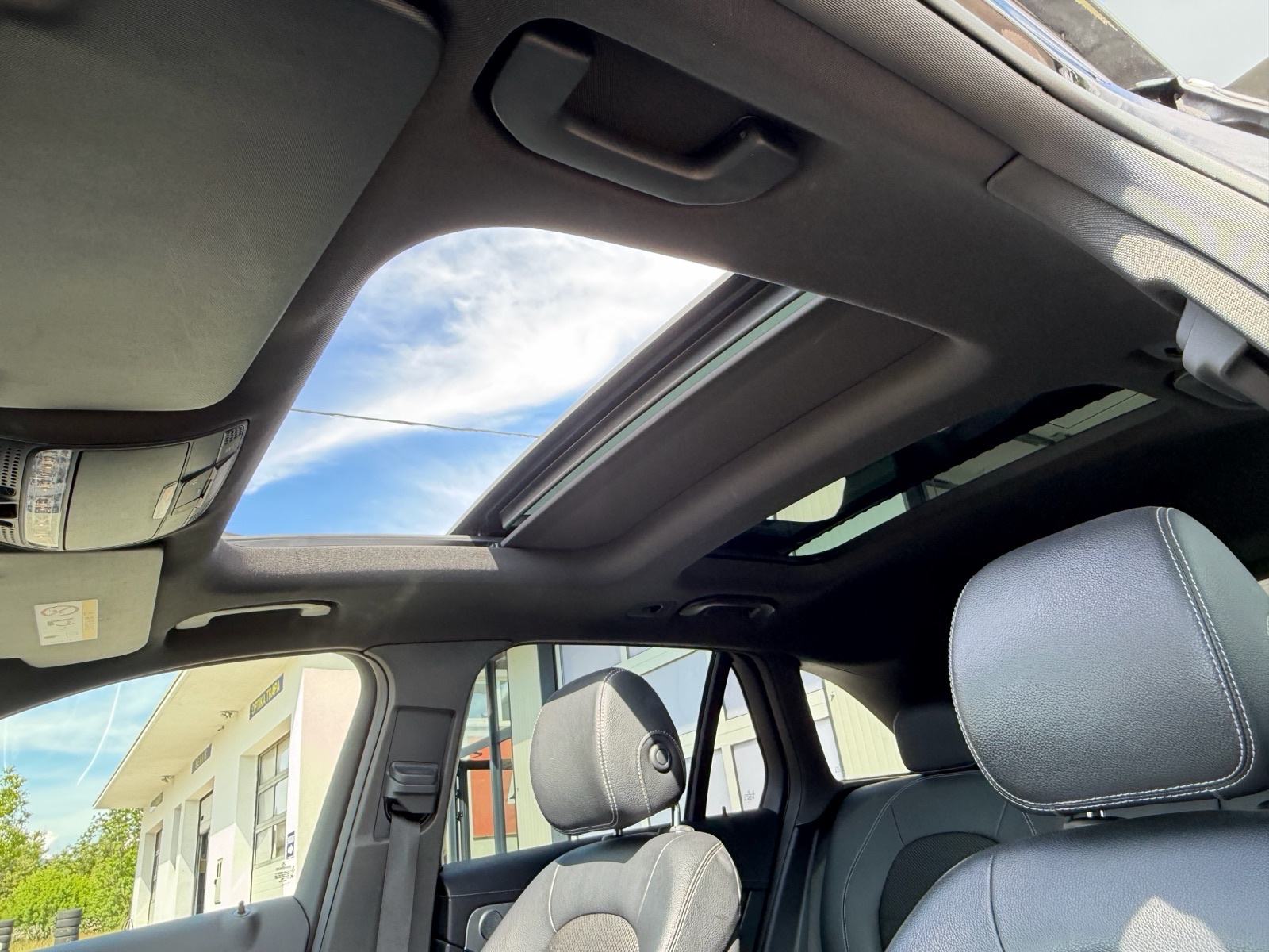 ♦️MERCEDES-BENZ GLC 220CDI♦️JAMSTVO♦️MATRIX-~LED~PANORAMA~NAVI~R19♦️, fotografija 18