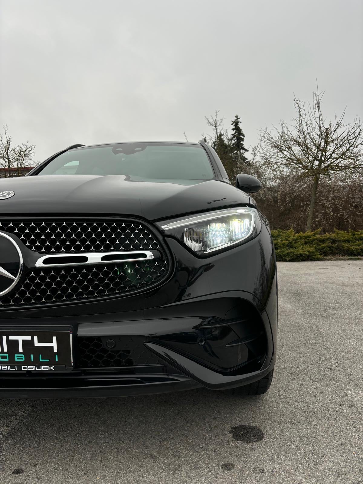 Mercedes-Benz GLC 220d 4MATIC AMG, AUTOMAT,LEASING RATA 860€, 360°, fotografija 10
