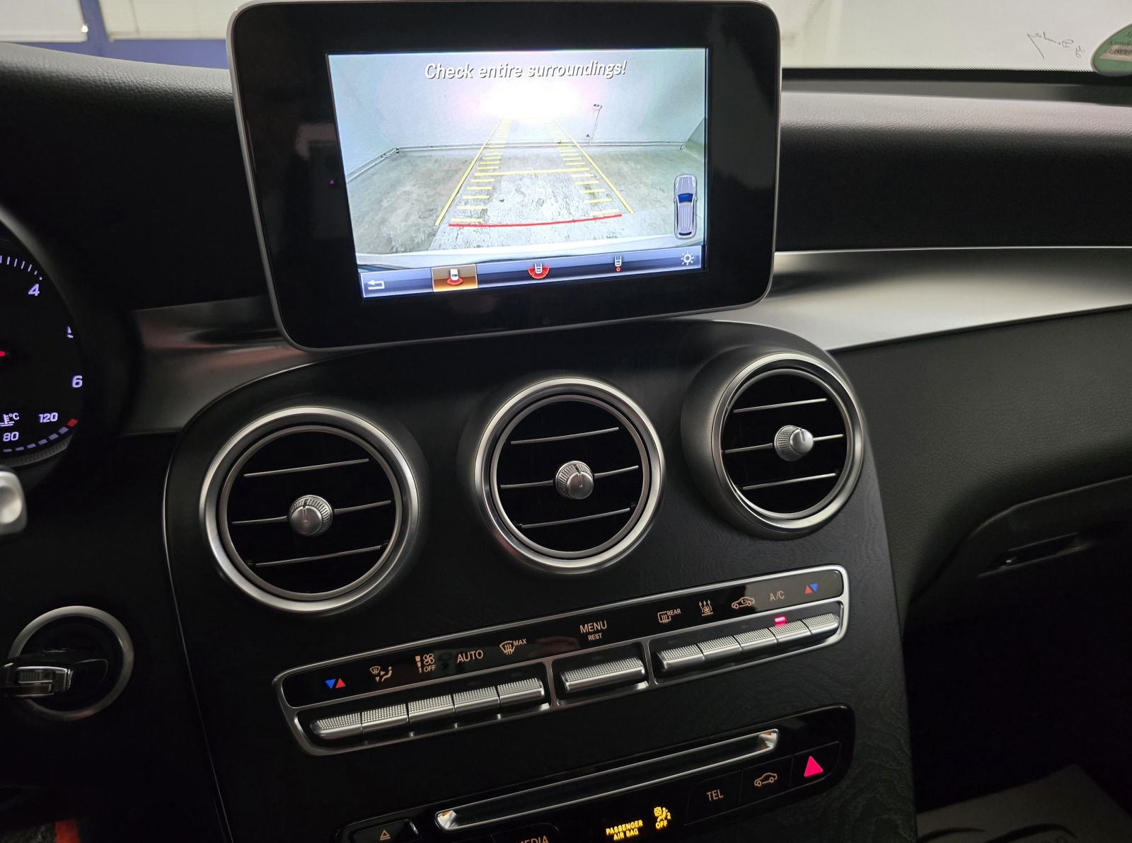 Mercedes-Benz GLC 220d 4X4 89.000 KM LED/NAV/KAM/MEMO/MB-100 GARANCIJA, fotografija 20