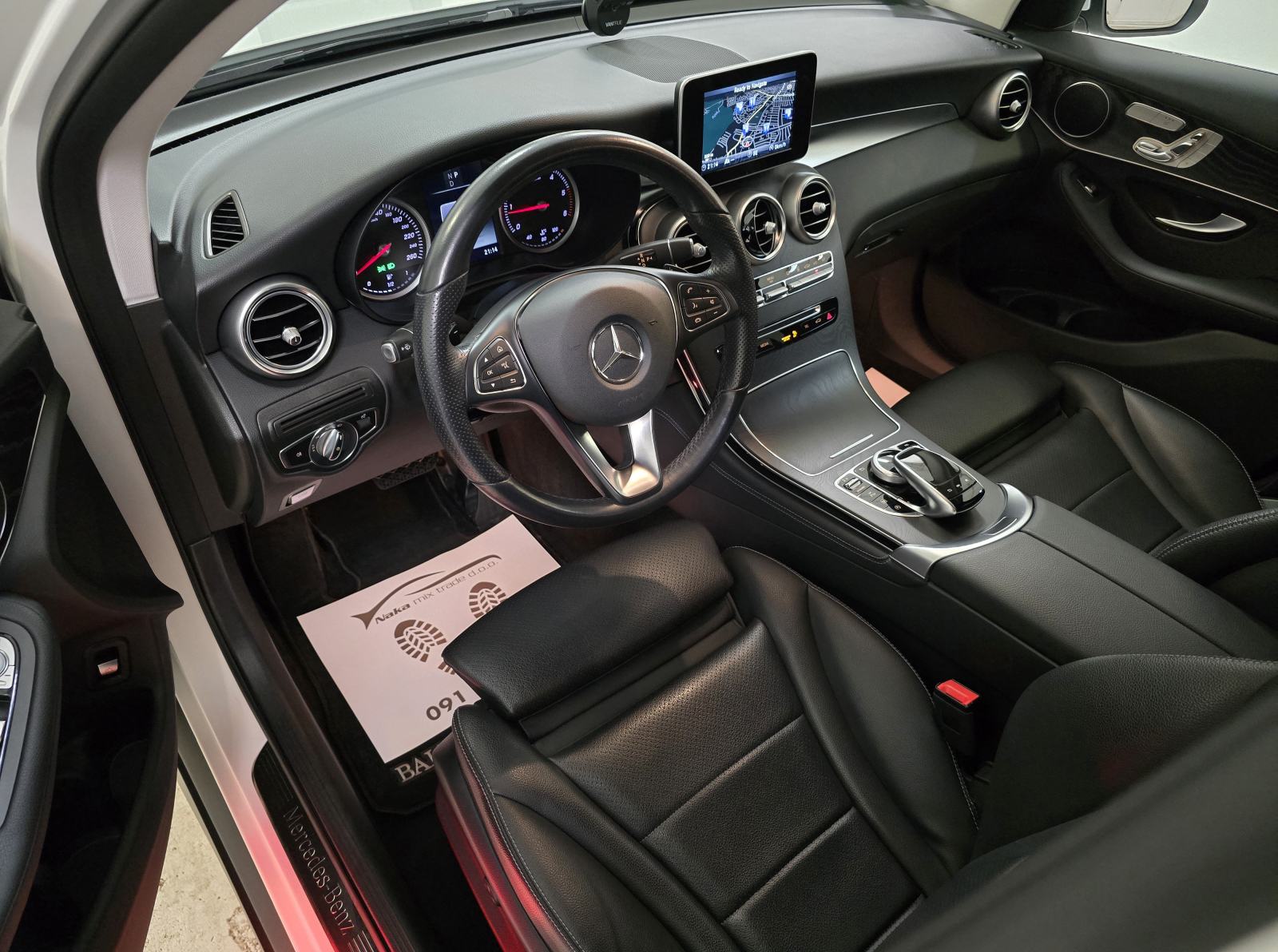 Mercedes-Benz GLC 220d 4X4 89.000 KM LED/NAV/KAM/MEMO/MB-100 GARANCIJA, fotografija 14