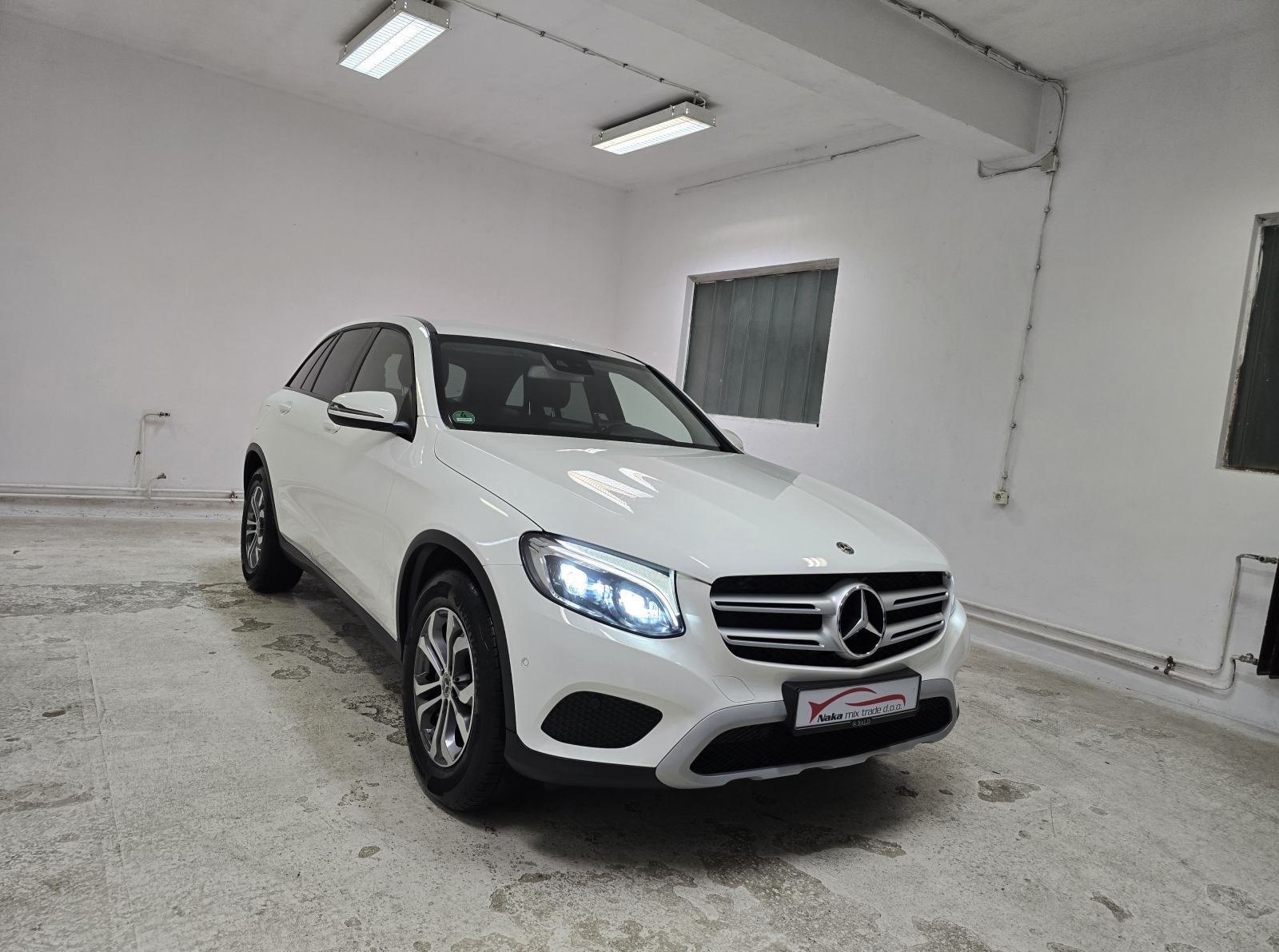 Mercedes-Benz GLC 220d 4X4 89.000 KM LED/NAV/KAM/MEMO/MB-100 GARANCIJA, fotografija 8