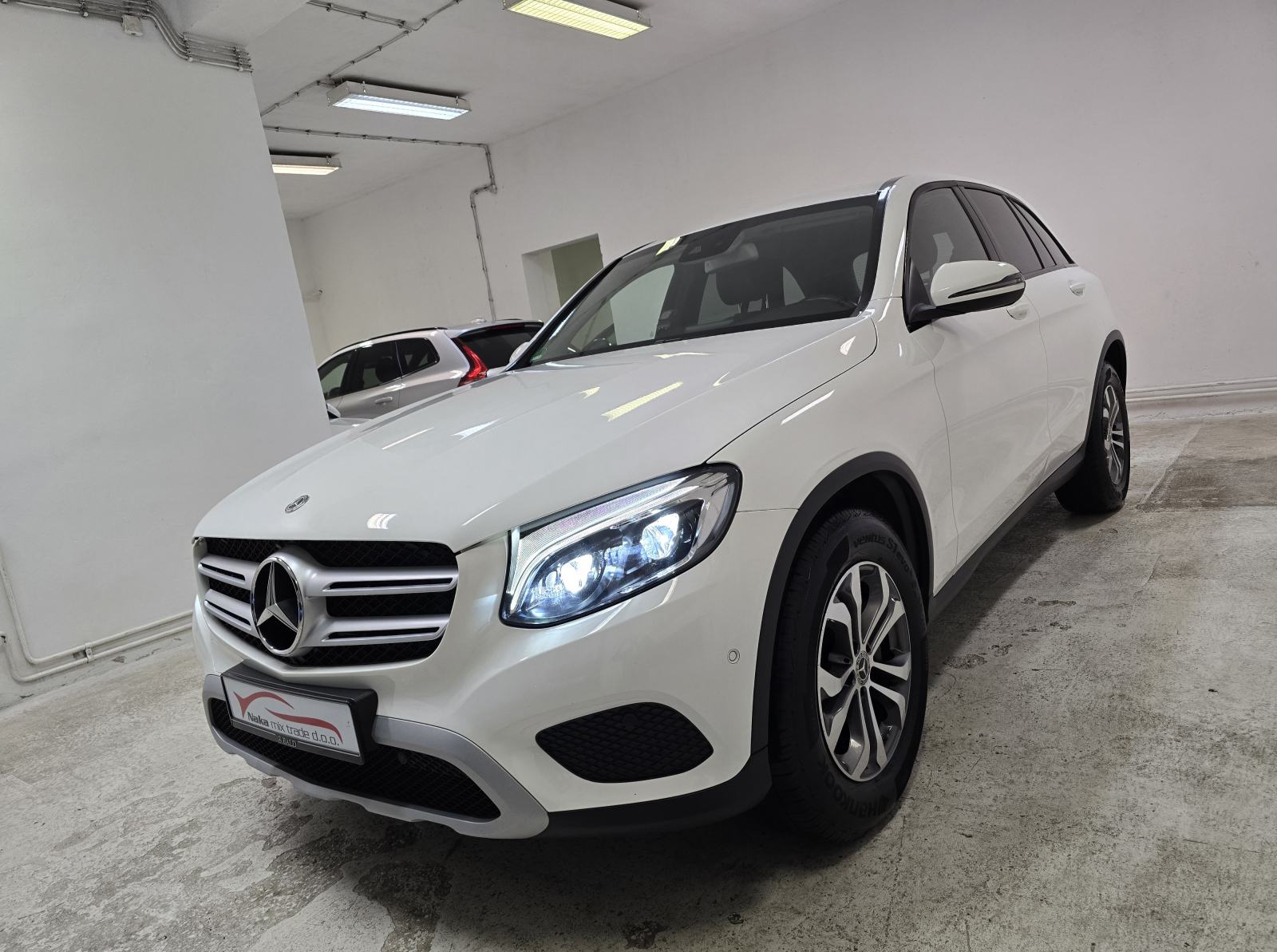 Mercedes-Benz GLC 220d 4X4 89.000 KM LED/NAV/KAM/MEMO/MB-100 GARANCIJA, pogled izvana - slika 3