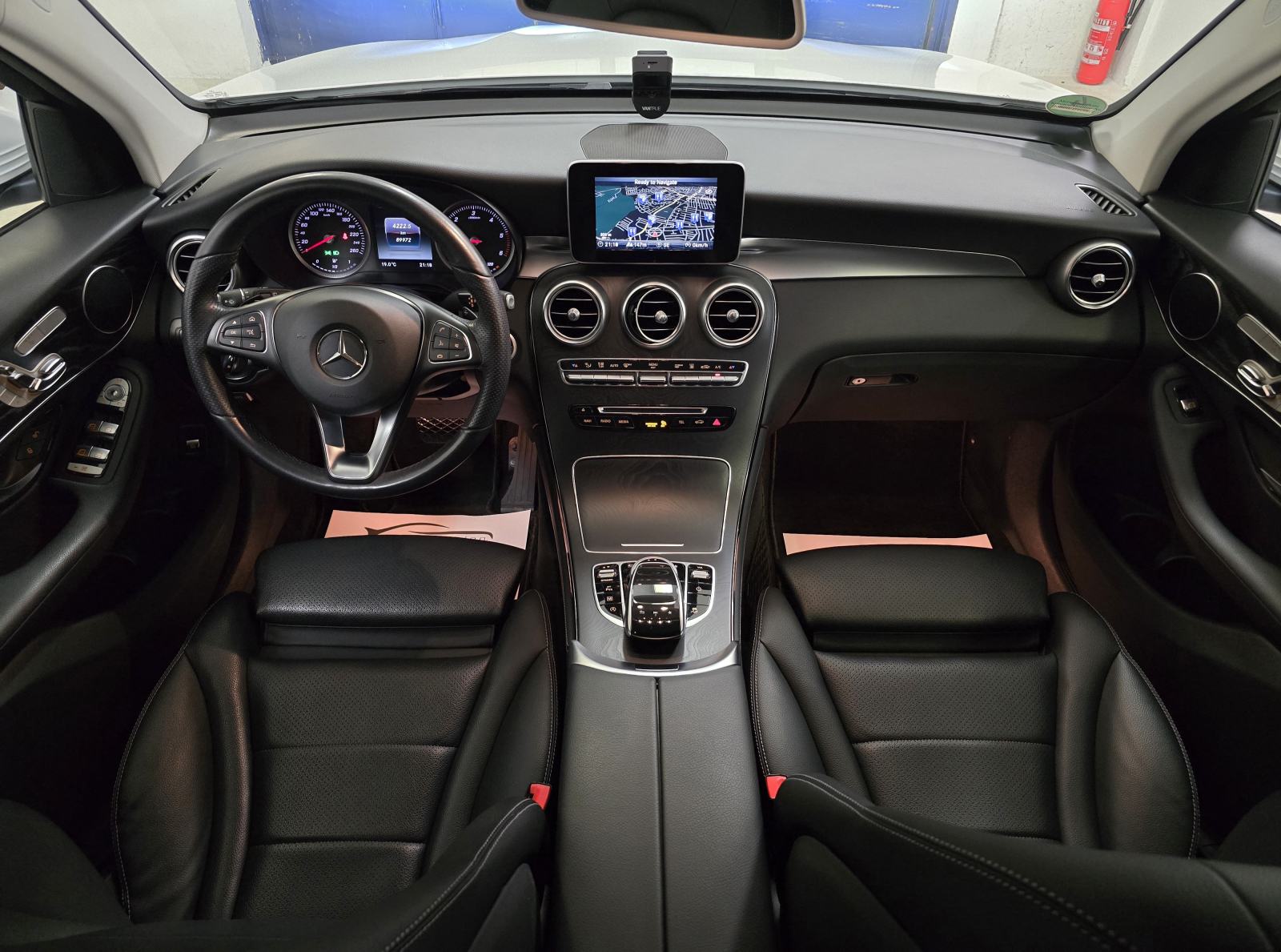 Mercedes-Benz GLC 220d 4X4 89.000 KM LED/NAV/KAM/MEMO/MB-100 GARANCIJA, fotografija 18