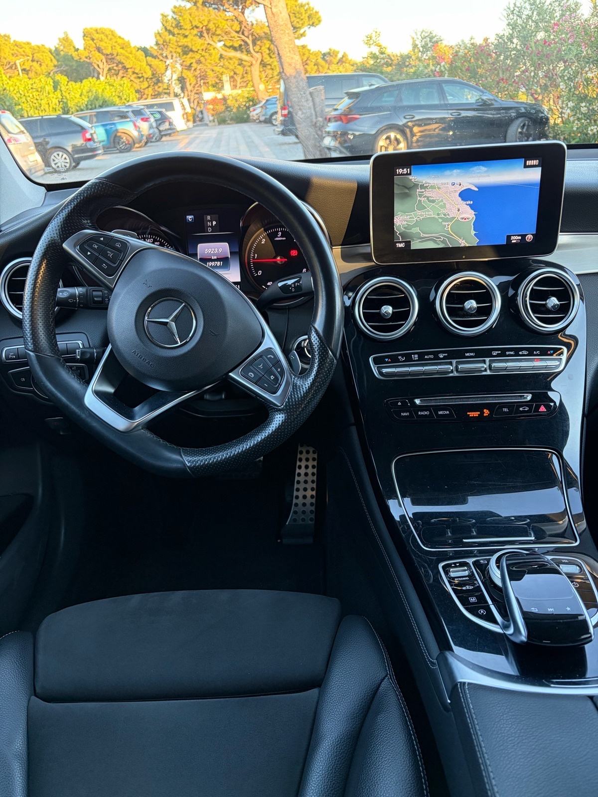 Mercedes-Benz GLC 220d AIRMATIC, ZAMJENJEN LANAC, fotografija 13