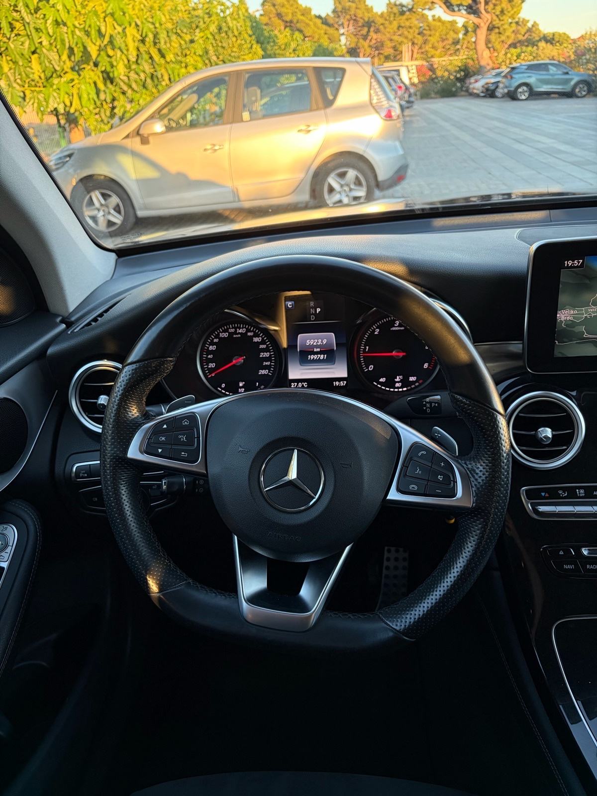 Mercedes-Benz GLC 220d AIRMATIC, ZAMJENJEN LANAC, fotografija 14